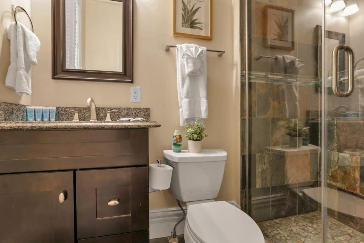 Osu And Short North 4 Bedroom Patio And Garage With Ev