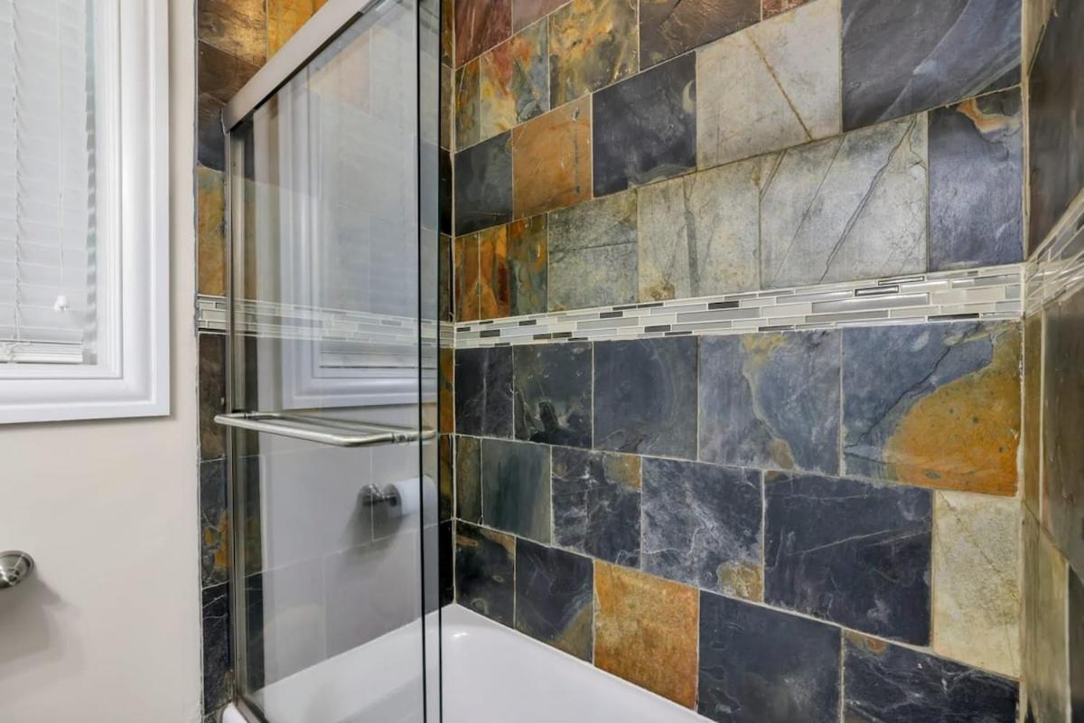 Osu And Short North 4 Bedroom Patio And Garage With Ev * Columbus