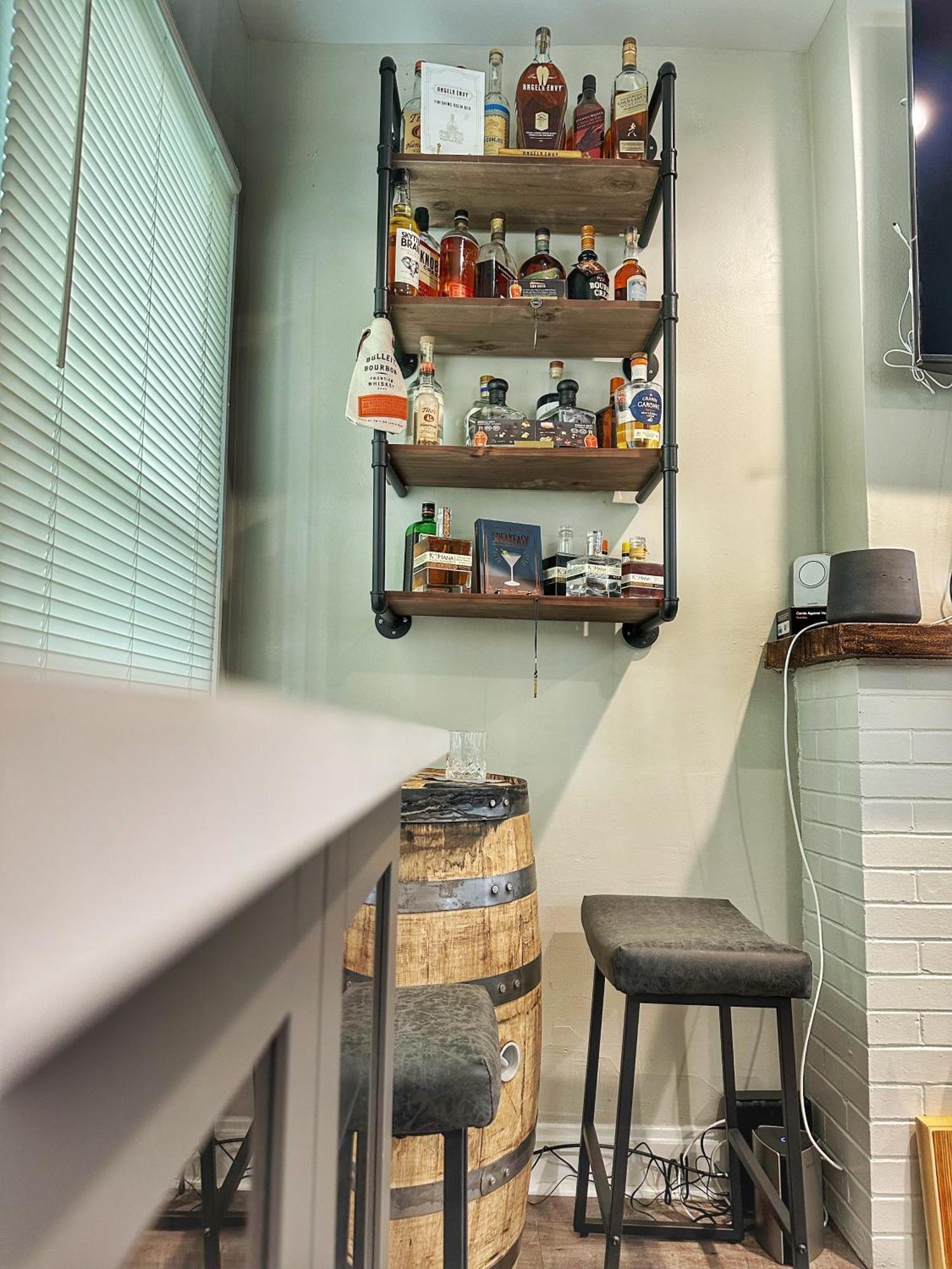Holiday home Modern Luxe 3br 1ba With Bar 7 *