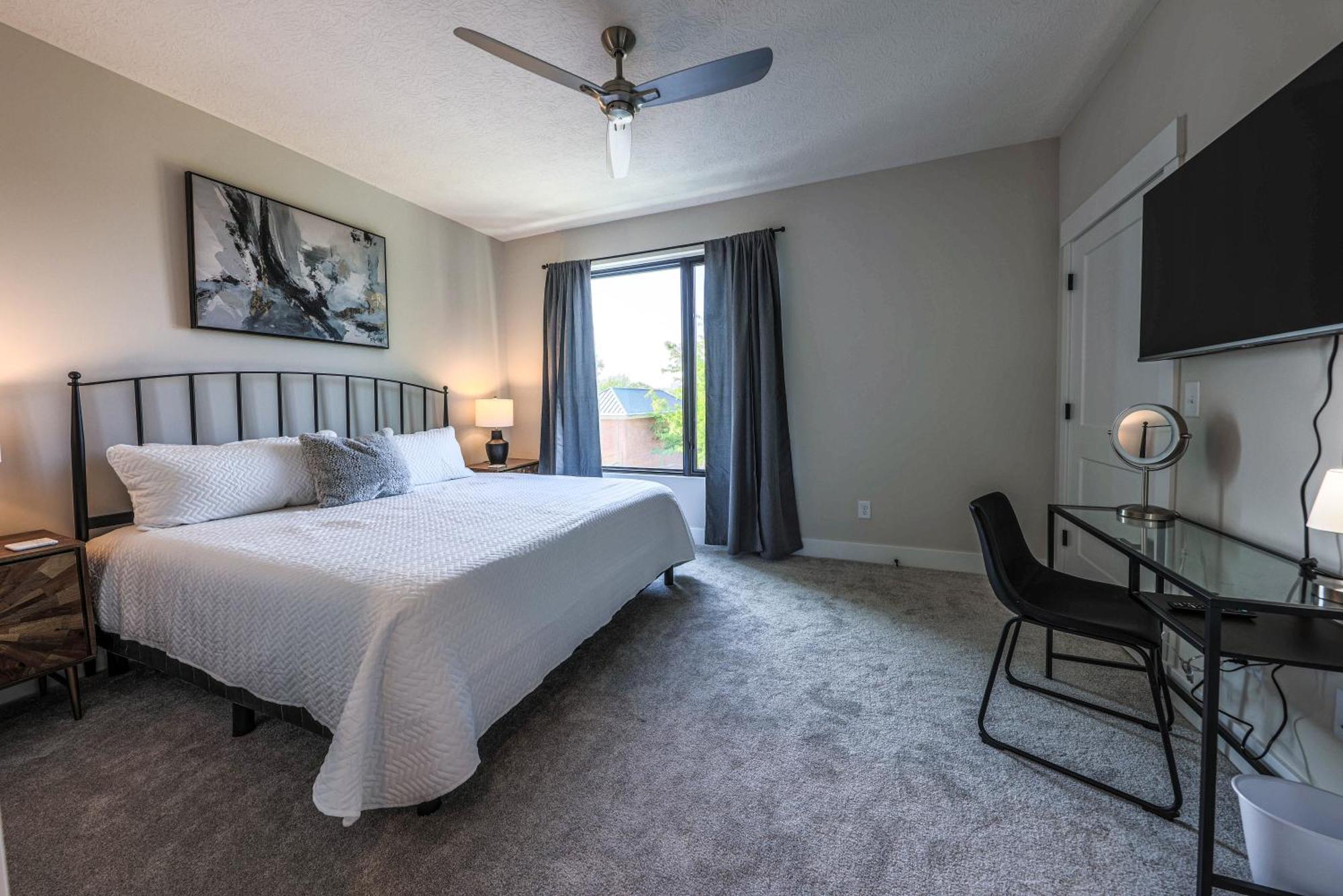 Luxury Getaway At The Village
