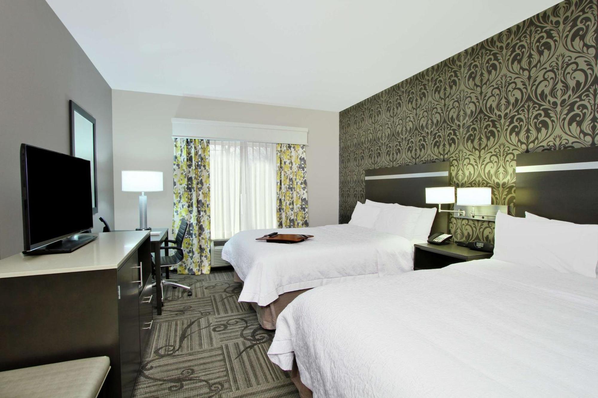 Hampton & Columbus/university Area Hotel