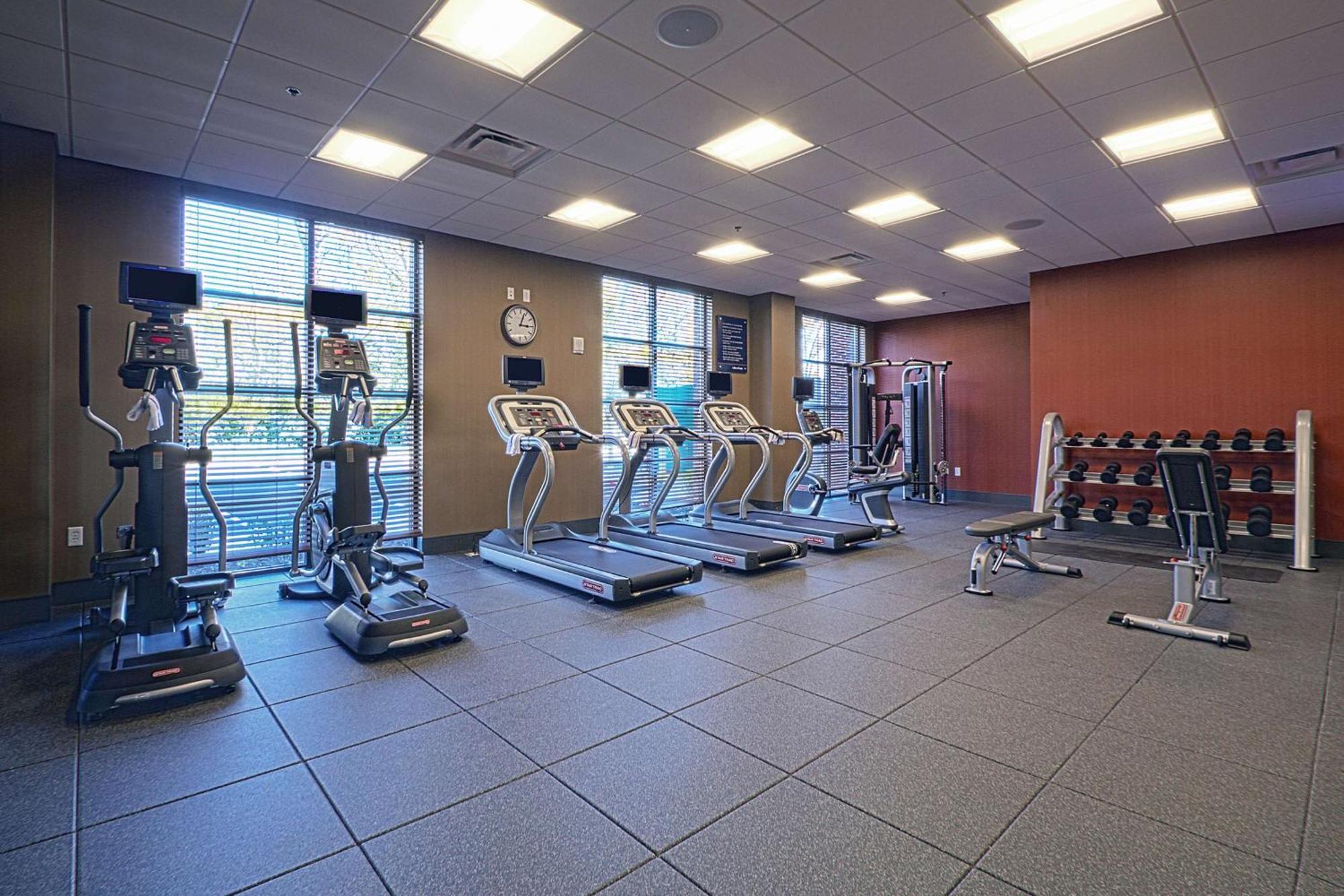 Hotel Hampton & Columbus/university Area