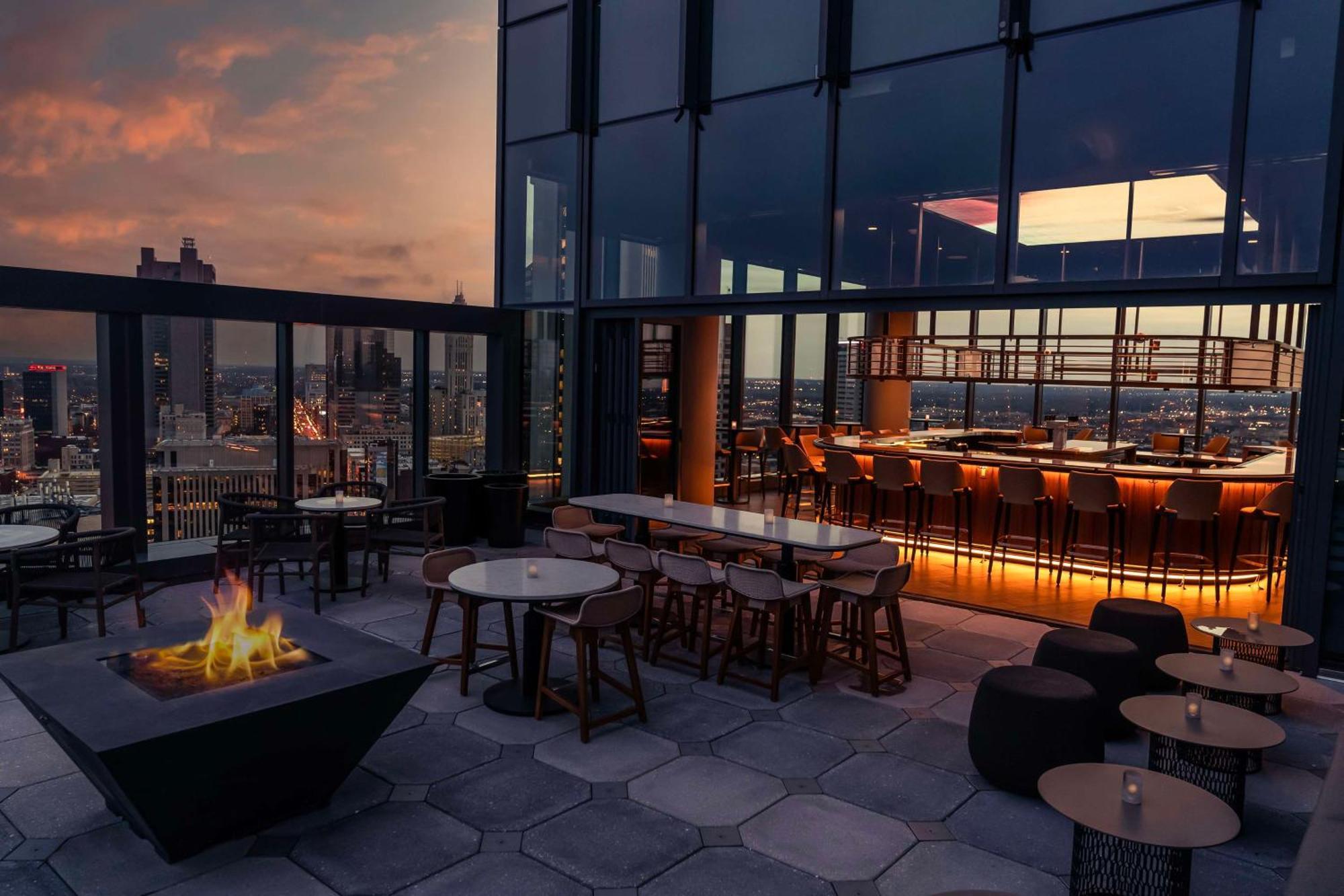 Hilton Downtown 4*