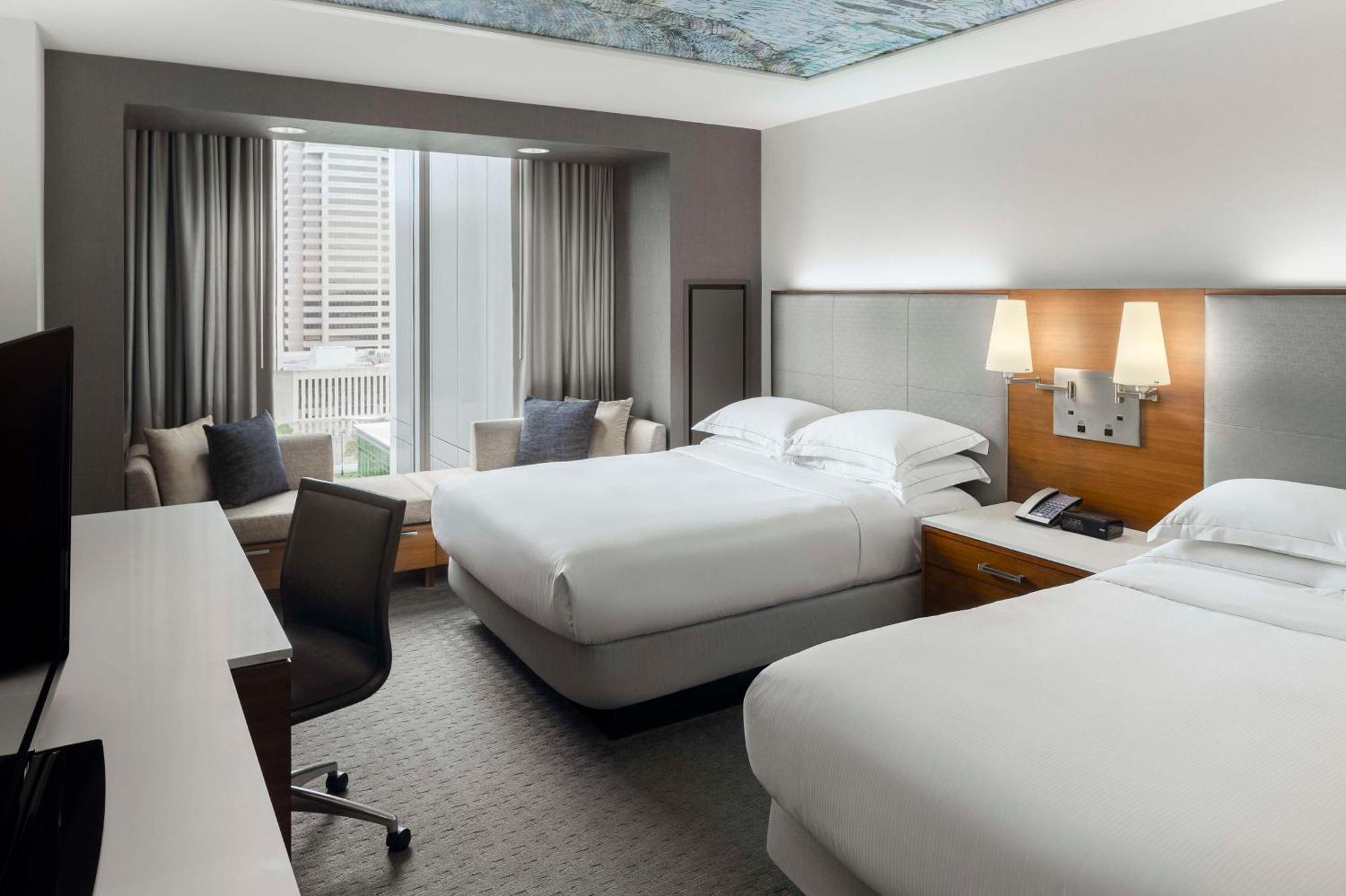Hilton Downtown 4*