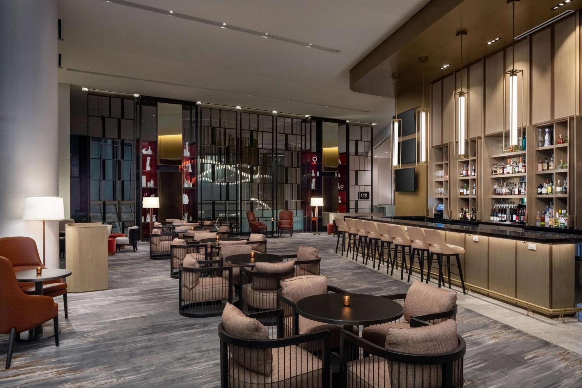 Hilton Downtown 4*