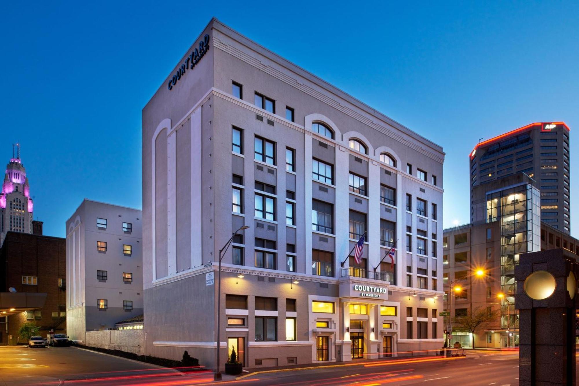 Hotel Courtyard Downtown