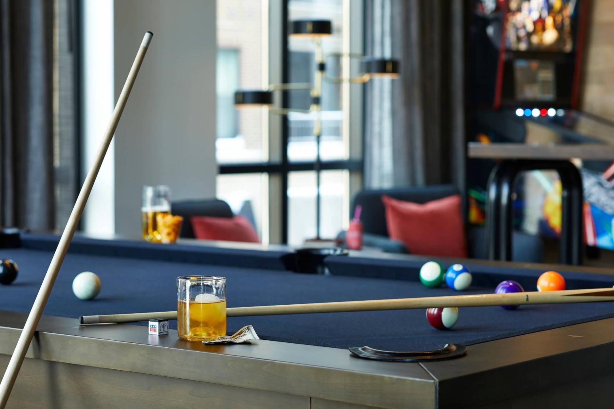 Moxy Short North