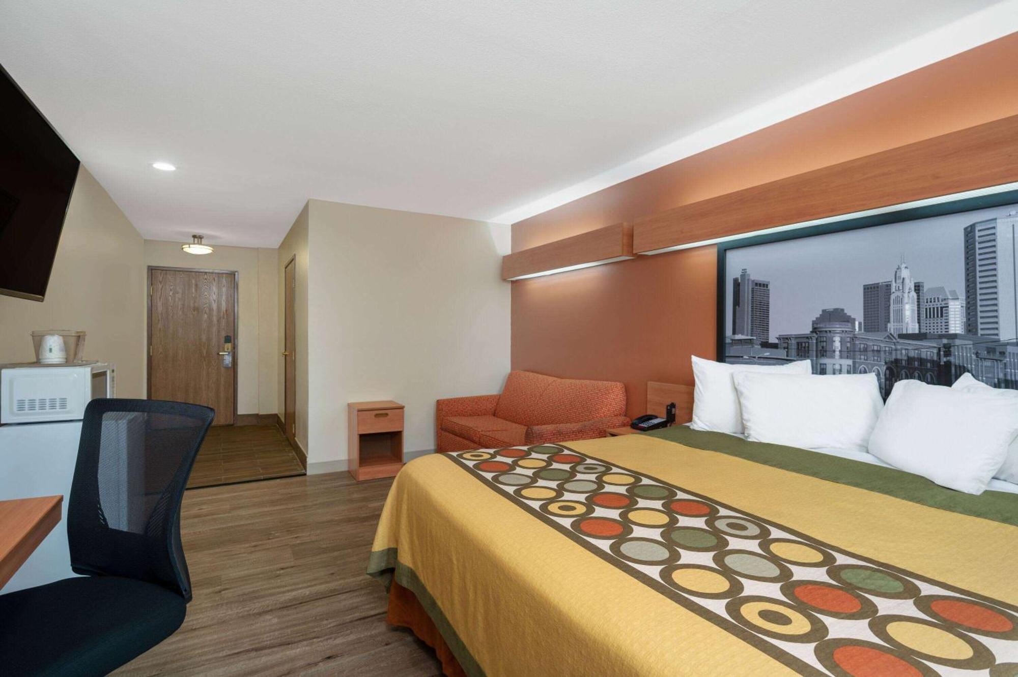 Super 8 By Wyndham West Columbus
