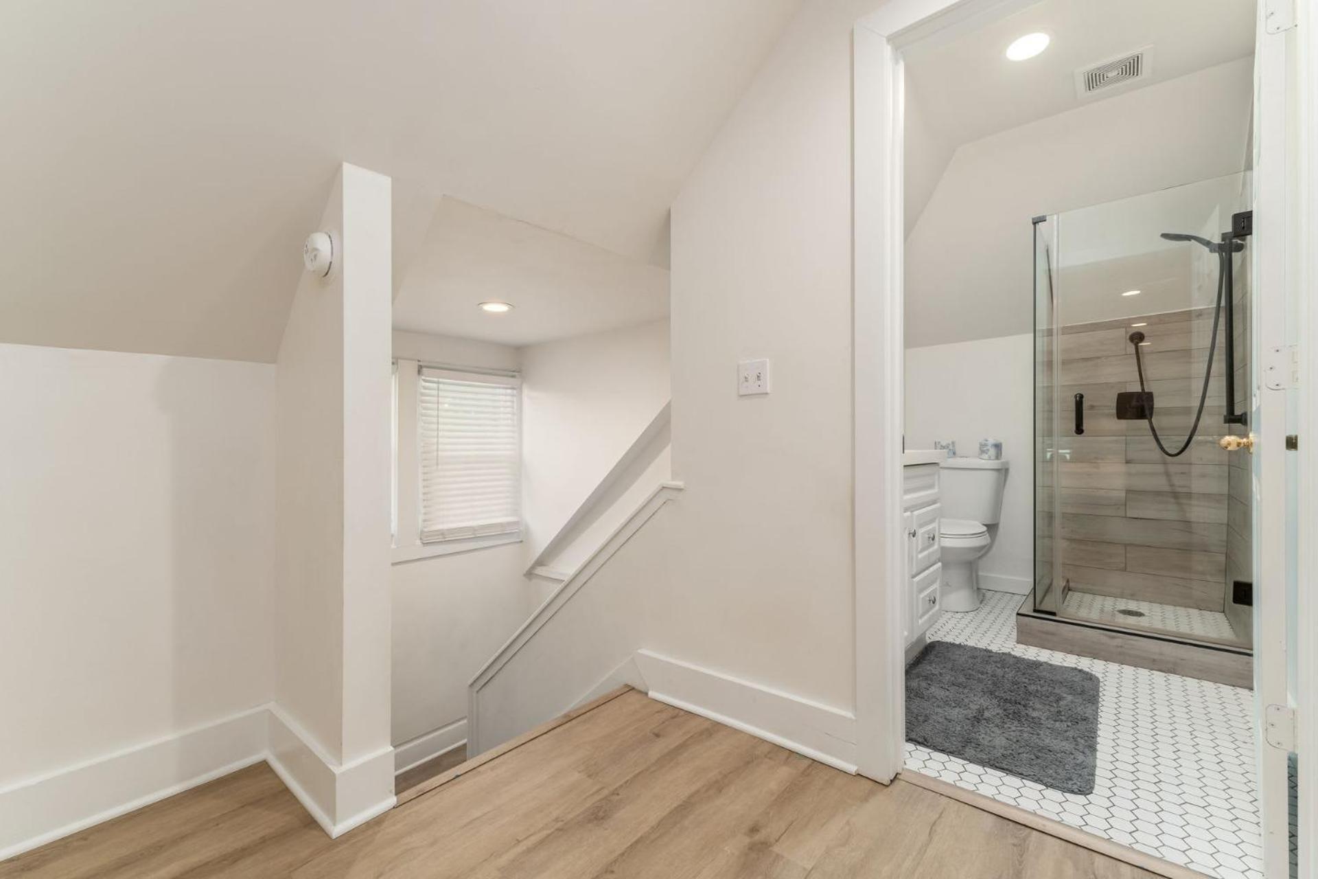 Housepitality - The Madison House - Brand New * Columbus