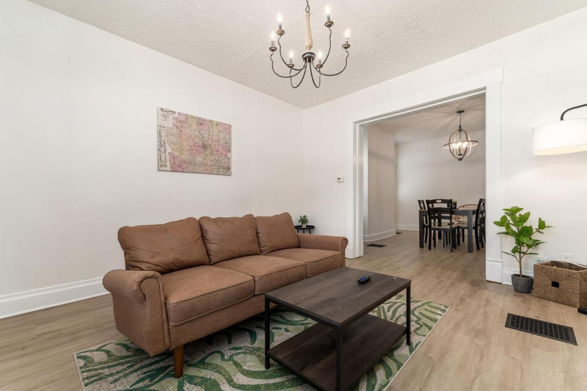 Casa de férias Housepitality - The Madison House - Brand New Columbus