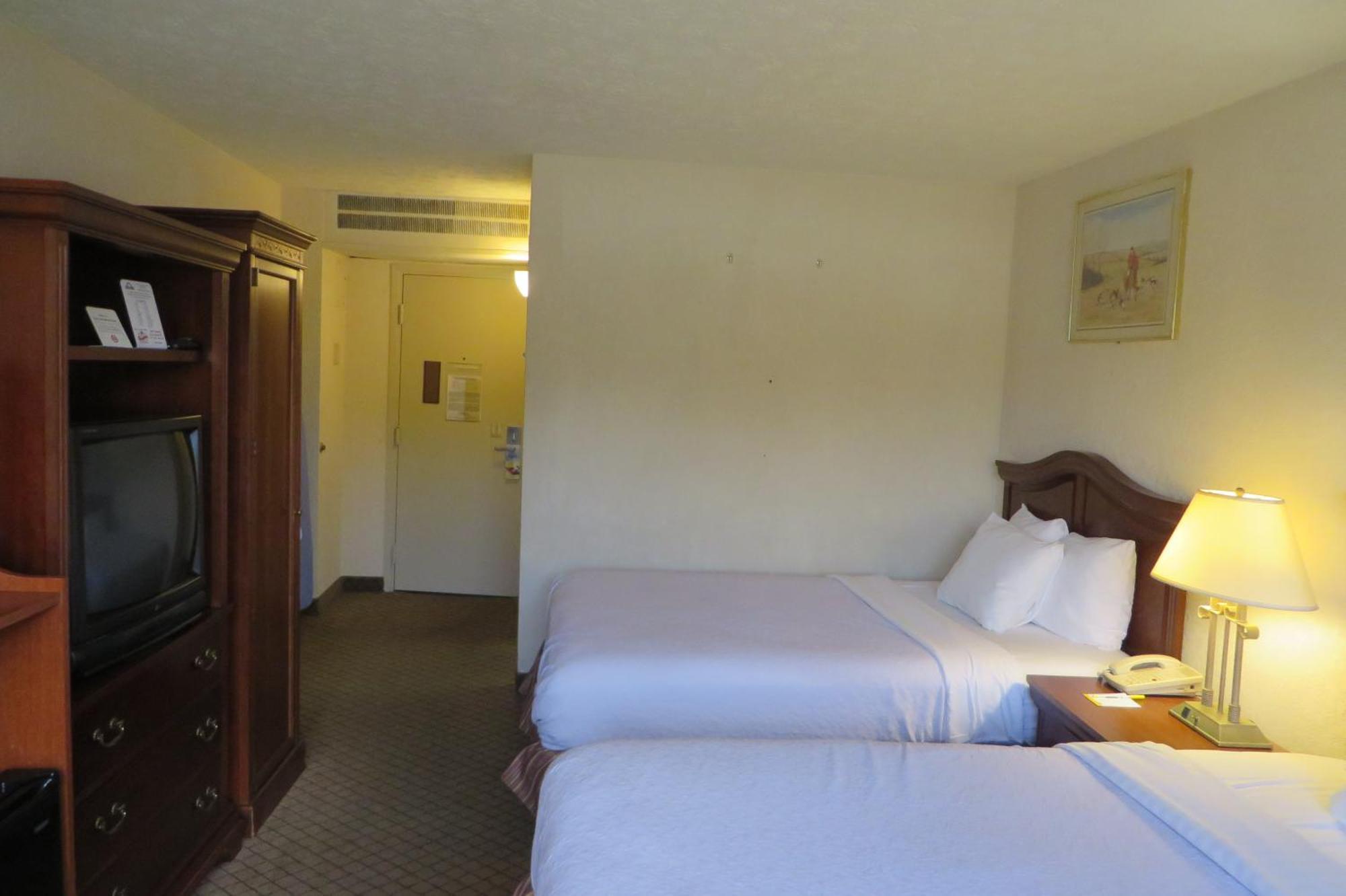 Hotel Days By Wyndham Airport Columbus