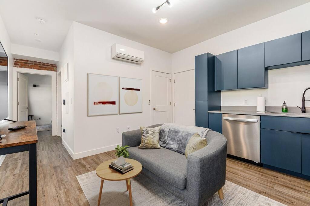 Gem With Pool Table! Pets Welcome!