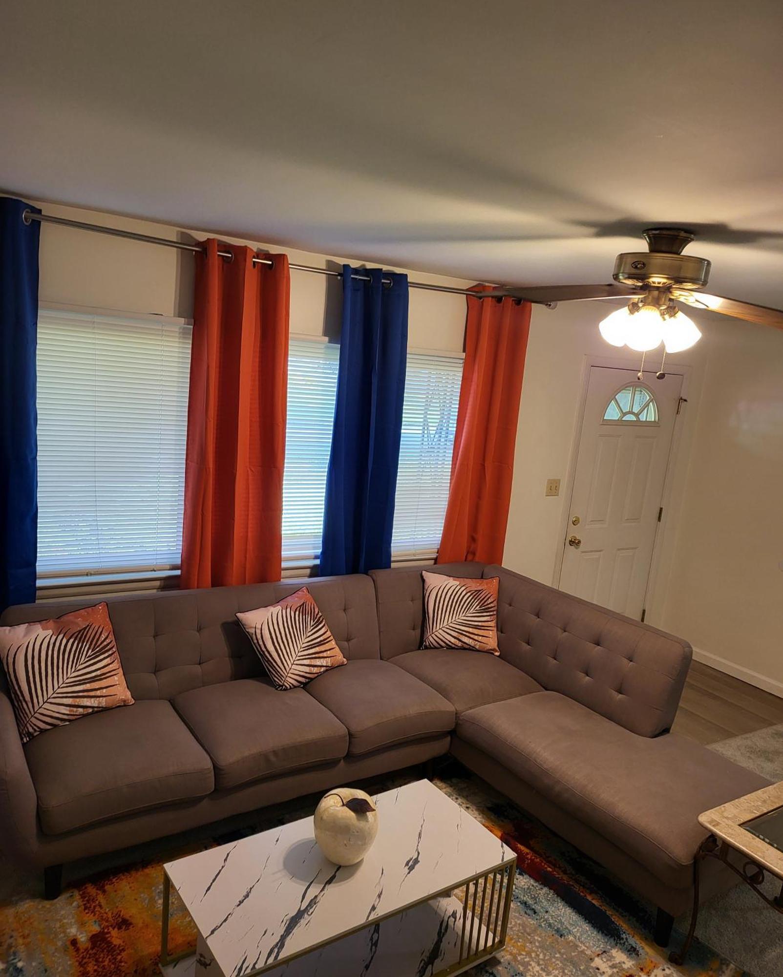 2 King Bedrooms And 2 Full Bathrooms In Columbus, Parking, 2 Min To Osu, Close To Riverside Methodist Hospital, Expo Center Columbus