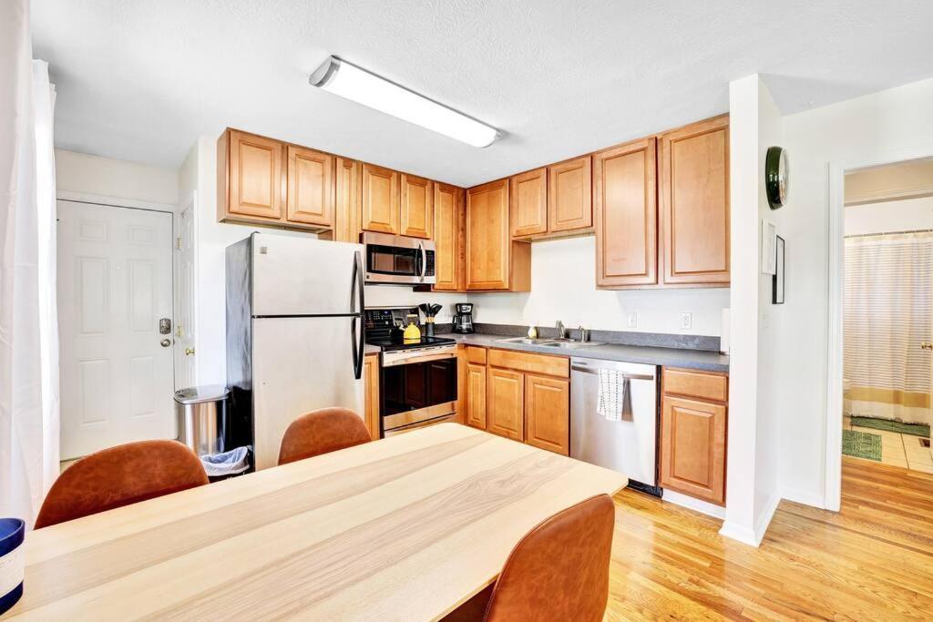 2br, Clintonville, Pet Friendly, Close To Osu Apartamento Columbus