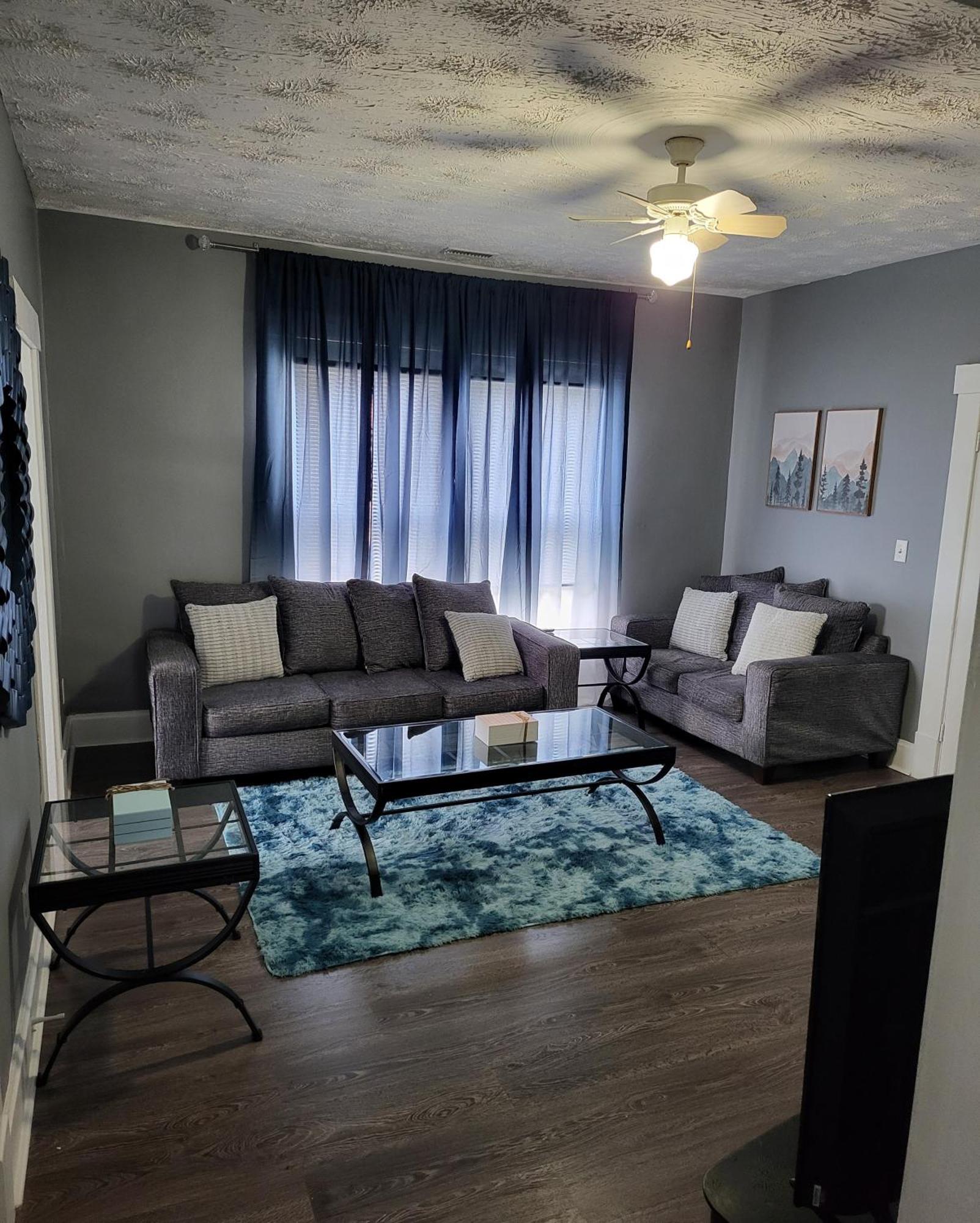 2 Bedroom With King In Columbus, Privacy Of The Whole House Homestay *