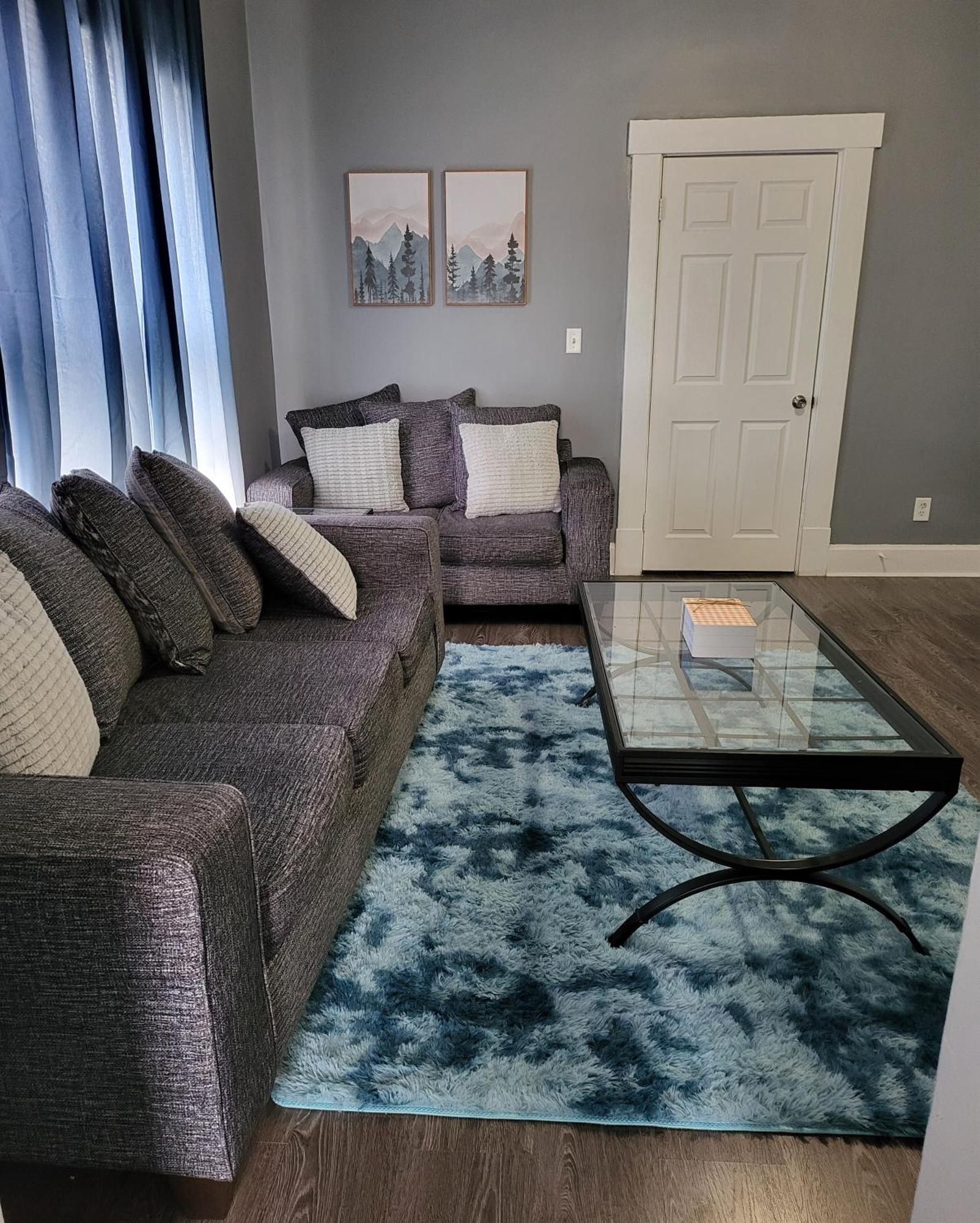 2 Bedroom With King In Columbus, Privacy Of The Whole House Homestay