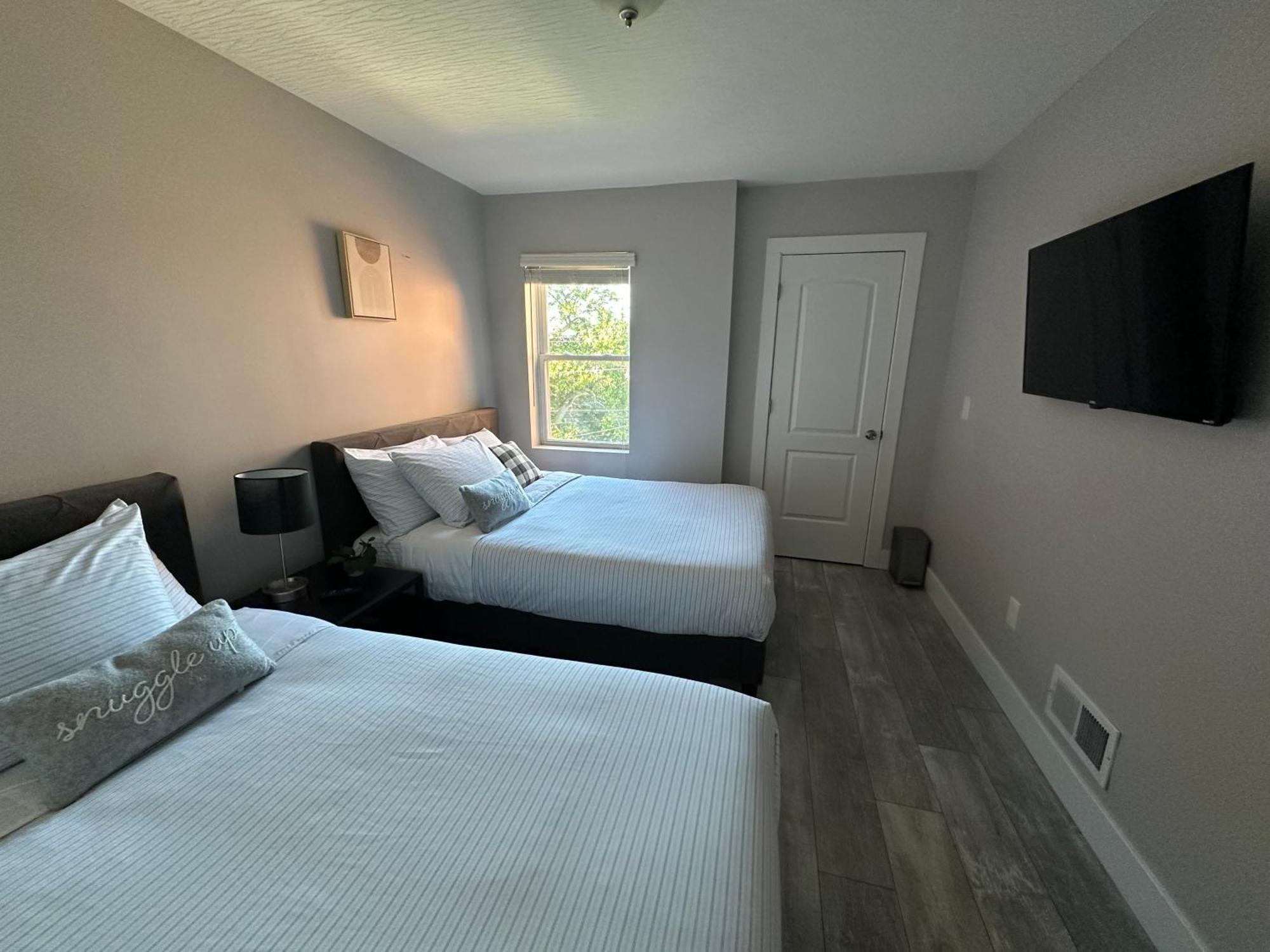 Charming 2br Near Downtown & Attractions