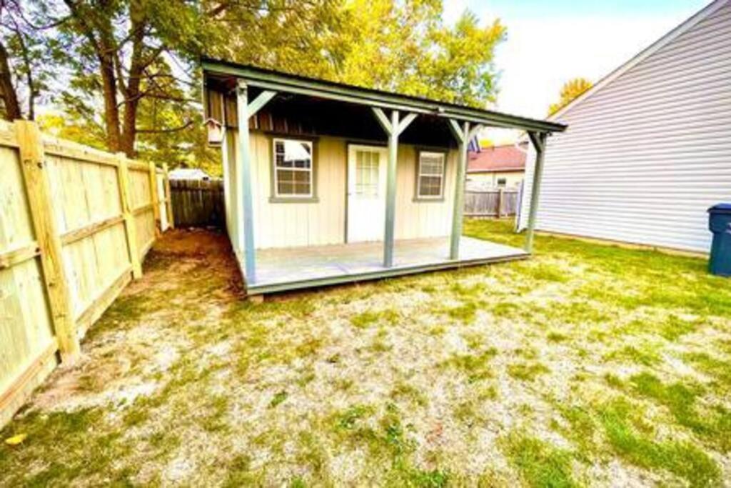 Ranch - 3 Bed - Hot Tub - King Bed - Fenced - Pets - Kids - Wifi