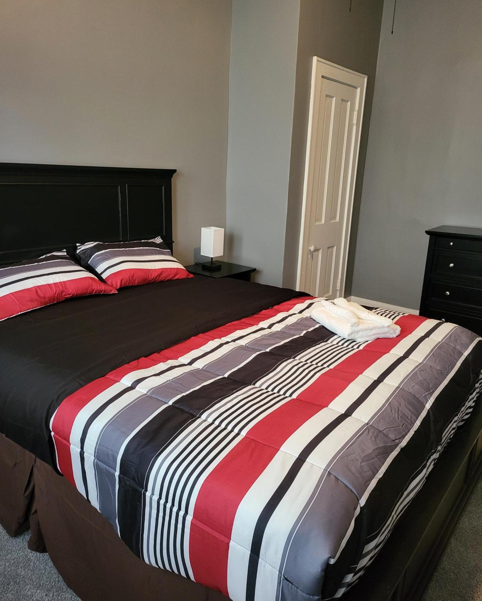 Queen Room, Airport Location, Free Wifi