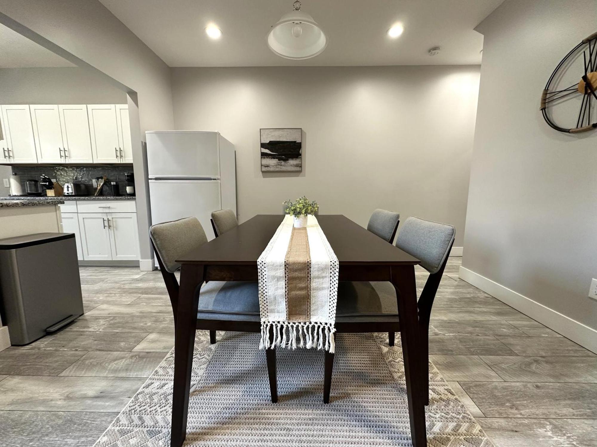 Charming 2br Near Downtown & Attractions Apartment