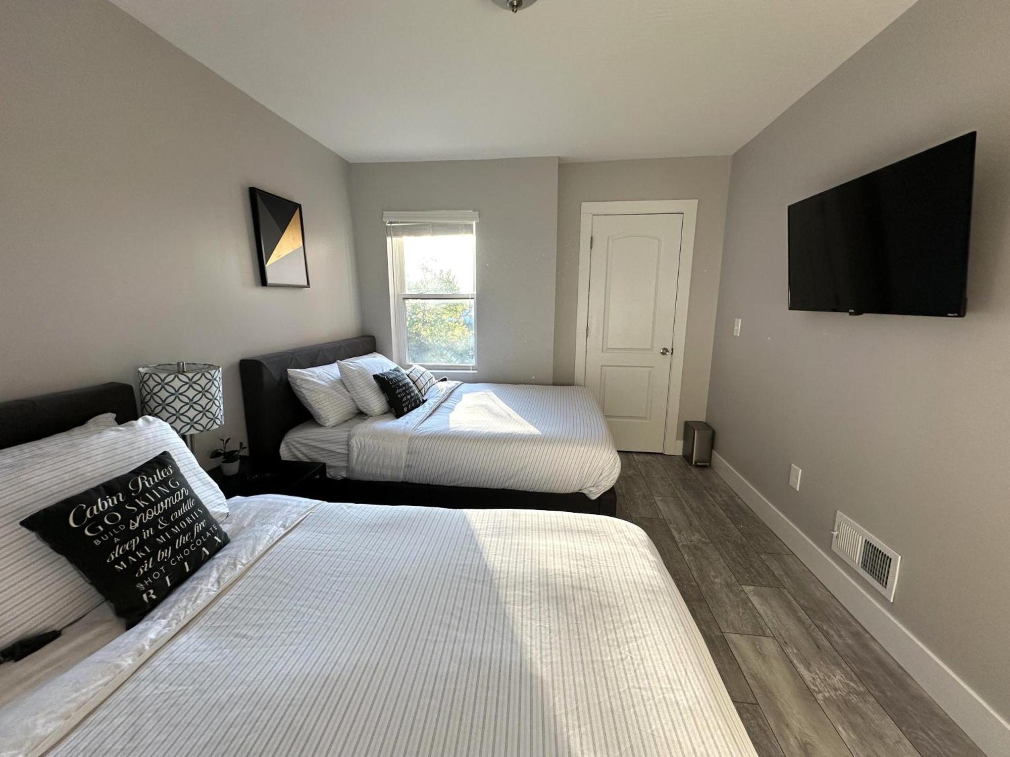 Charming 2br Near Downtown & Attractions Apartment