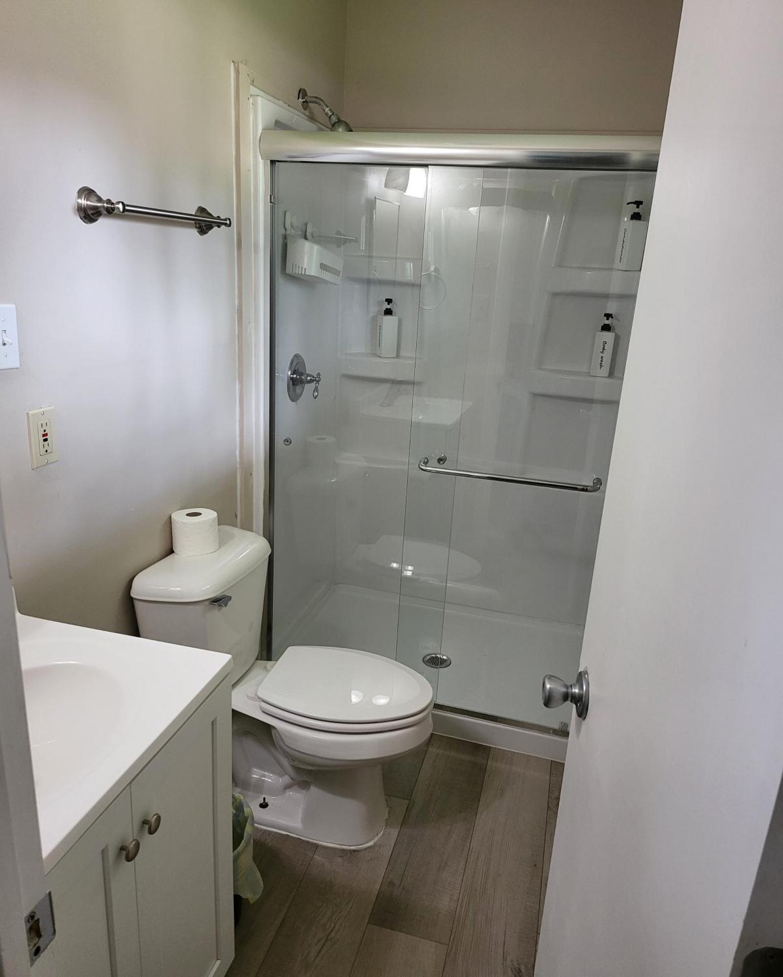 2 King Bedrooms And 2 Full Bathrooms In Columbus, Parking, 2 Min To Osu, Close To Riverside Methodist Hospital, Expo Center *