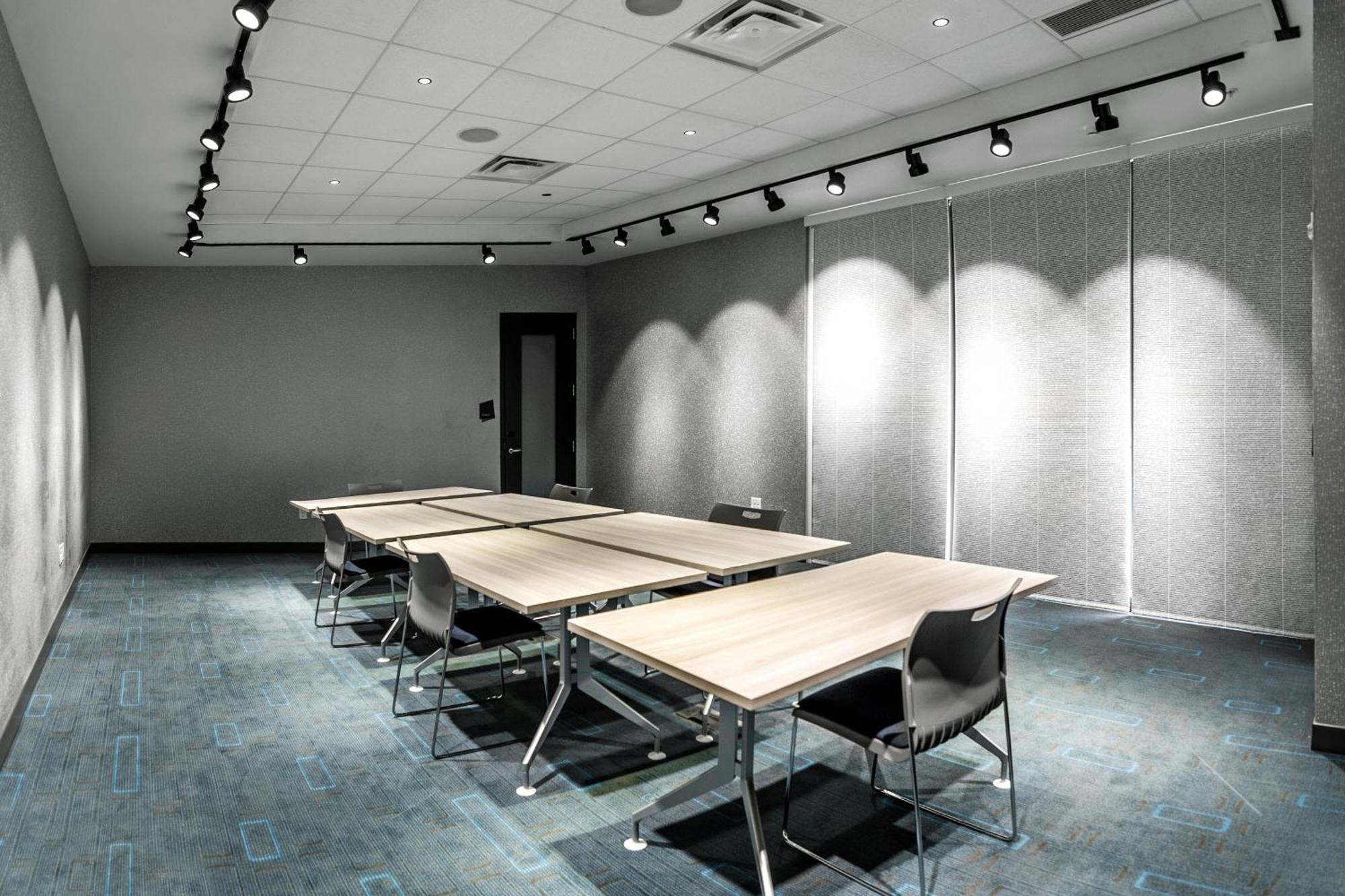 Aloft Easton Columbus
