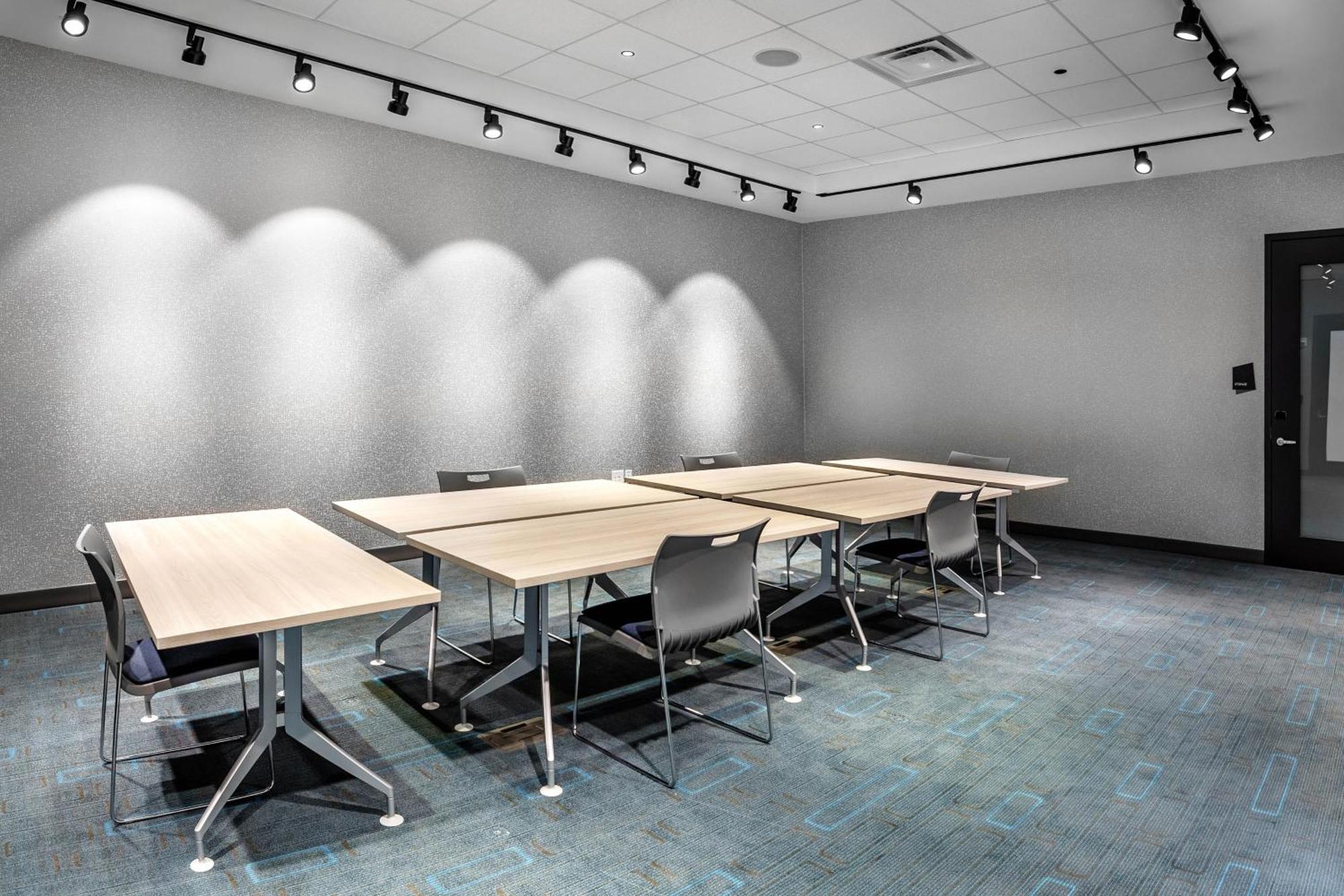 Aloft Easton 3* Columbus