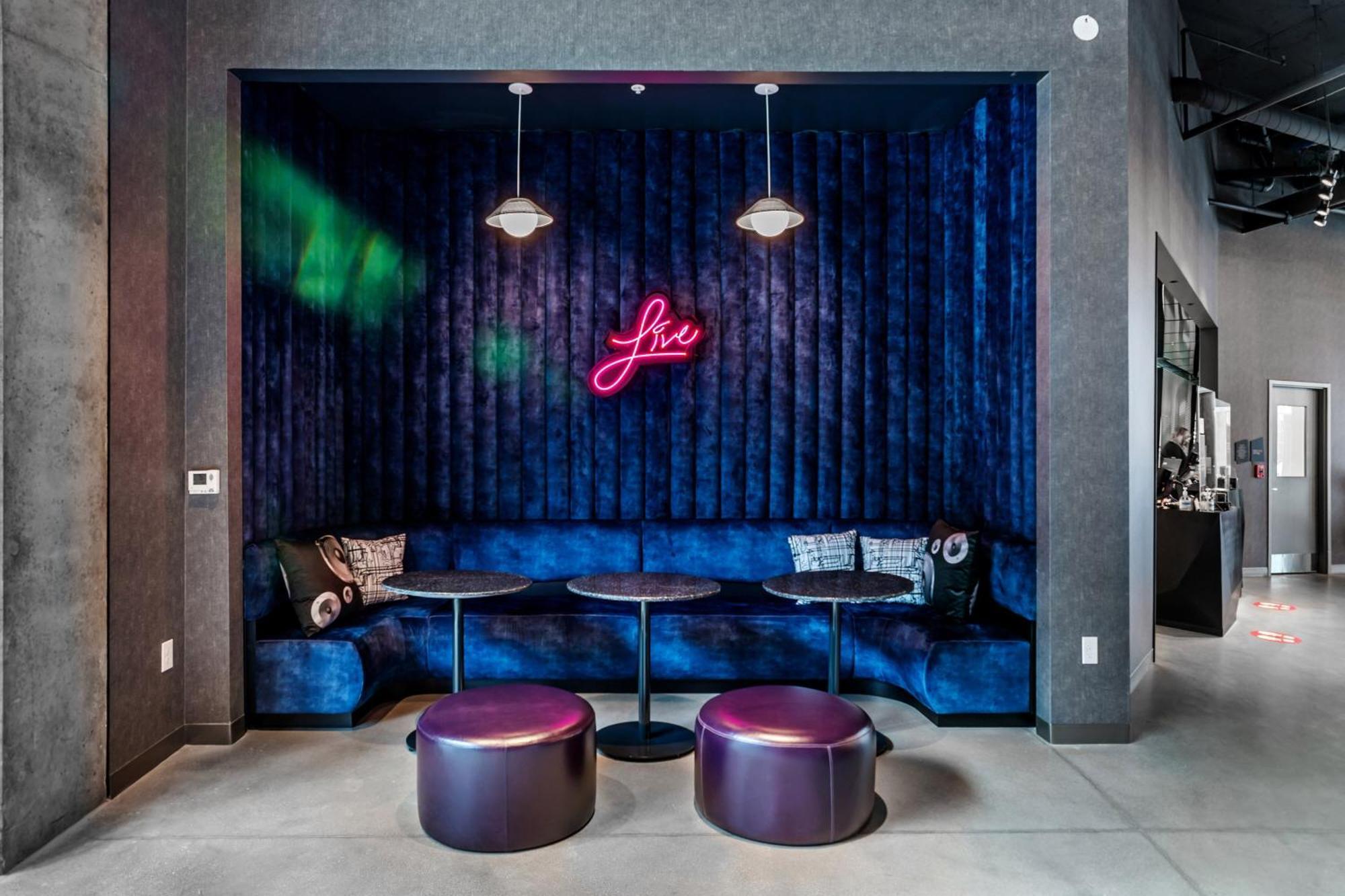 Aloft Easton Hotel