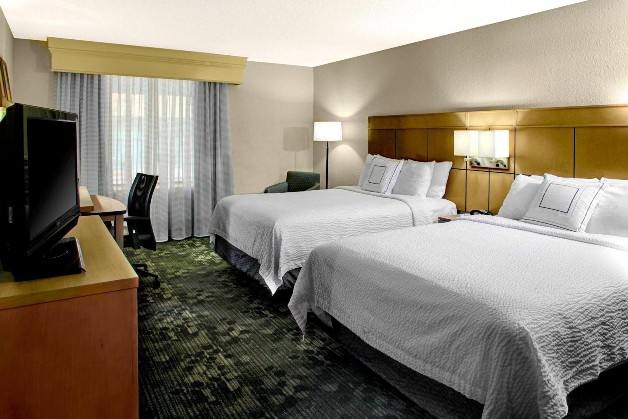 Courtyard Downtown 3* Columbus