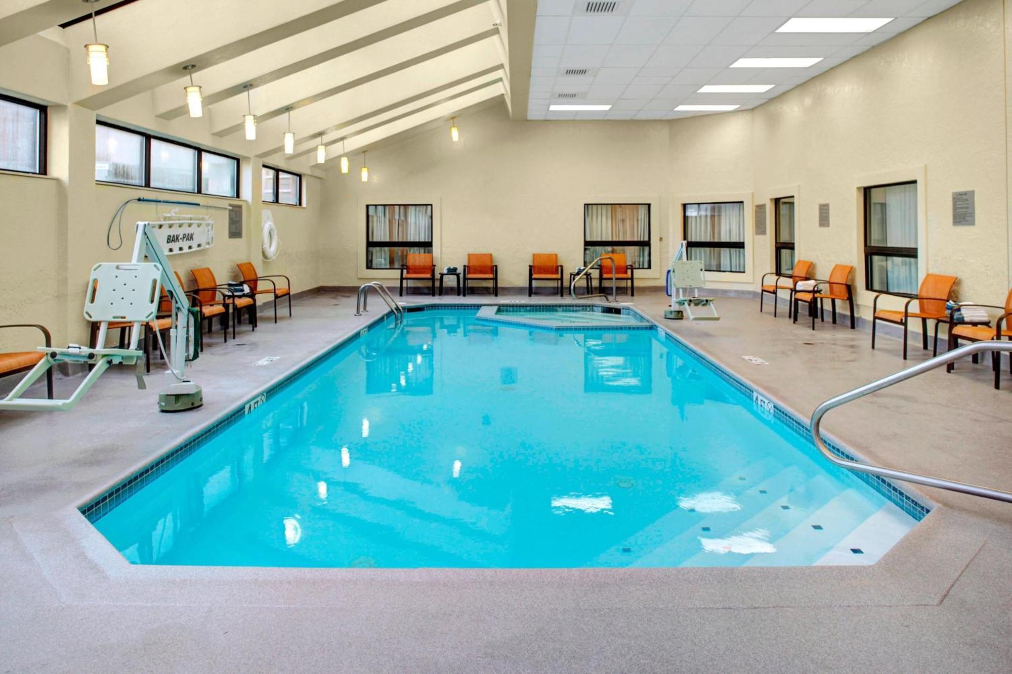 Hotel Courtyard Downtown 3*