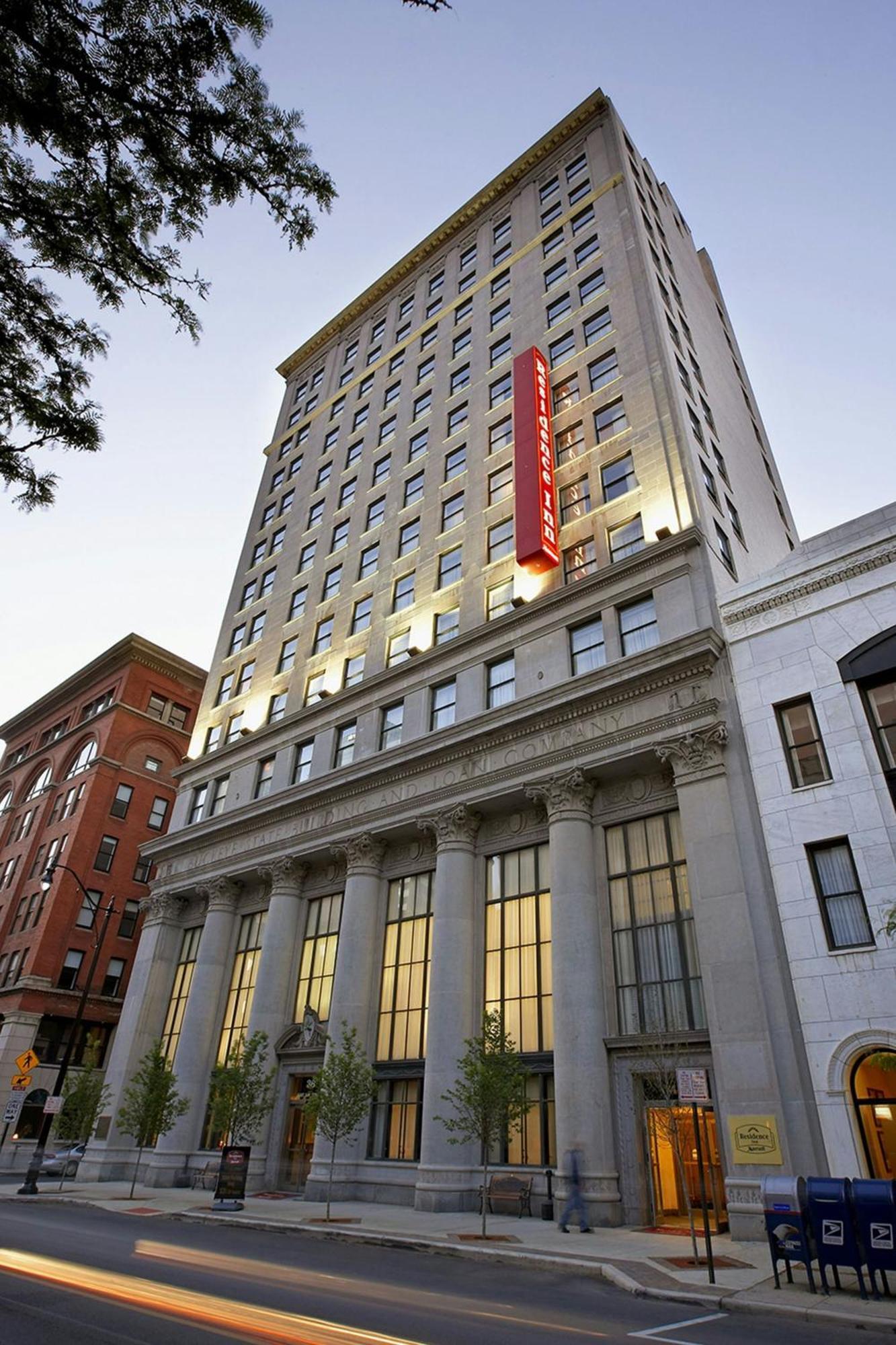 Hotel Downtown