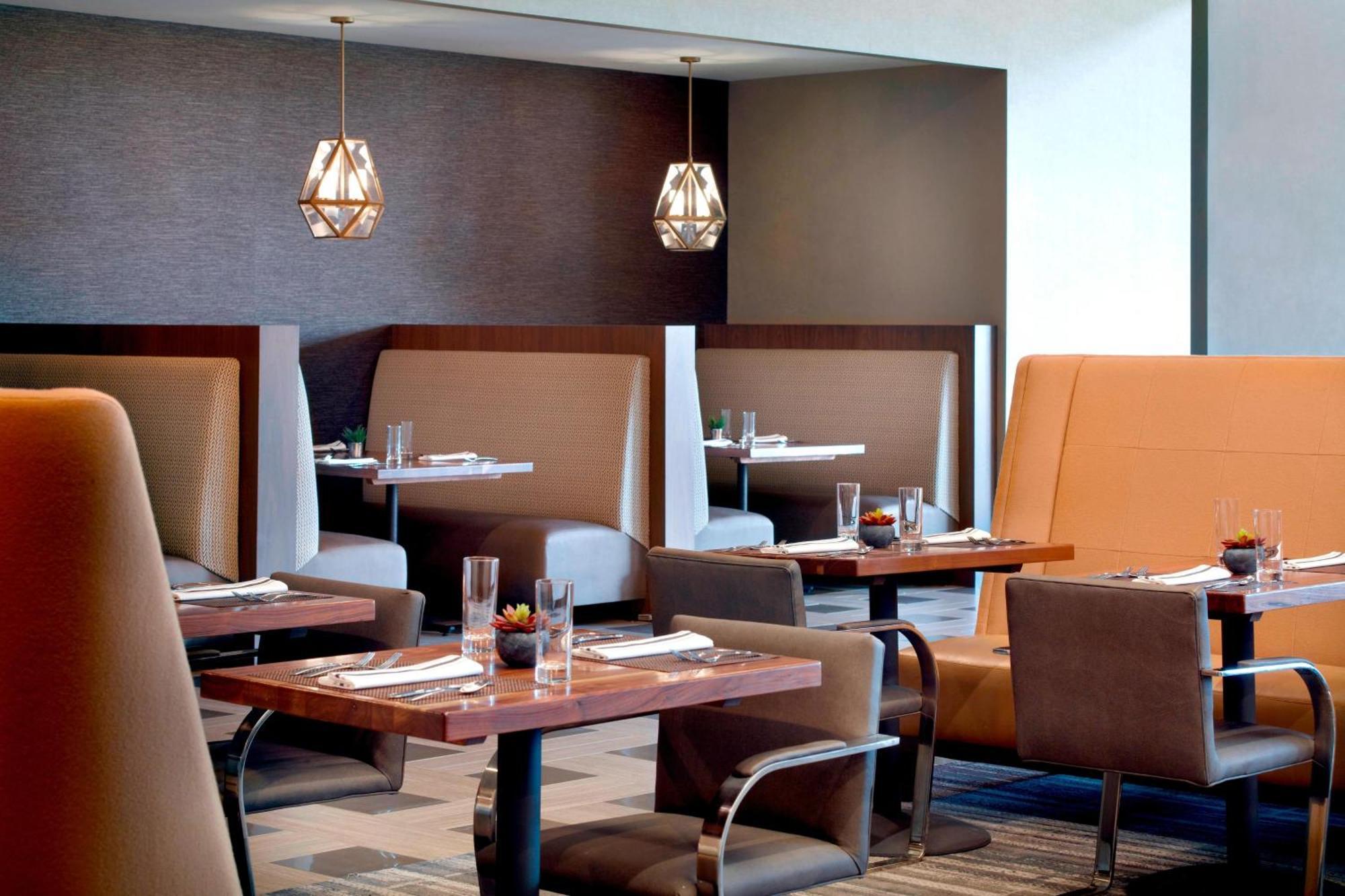 Hotel Marriott Osu 4*