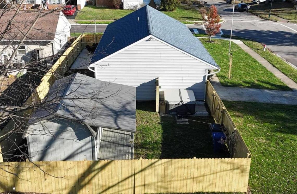 Holiday home Ranch - 3 Bed - Hot Tub - King Bed - Fenced - Pets - Kids - Wifi *