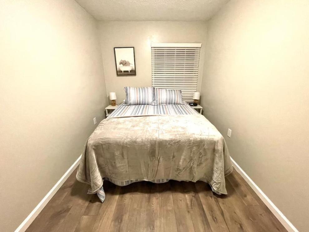Holiday home Ranch - 3 Bed - Hot Tub - King Bed - Fenced - Pets - Kids - Wifi Columbus