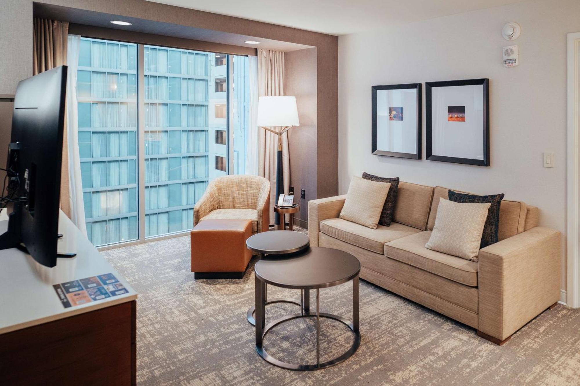 Hilton Downtown 4* Columbus