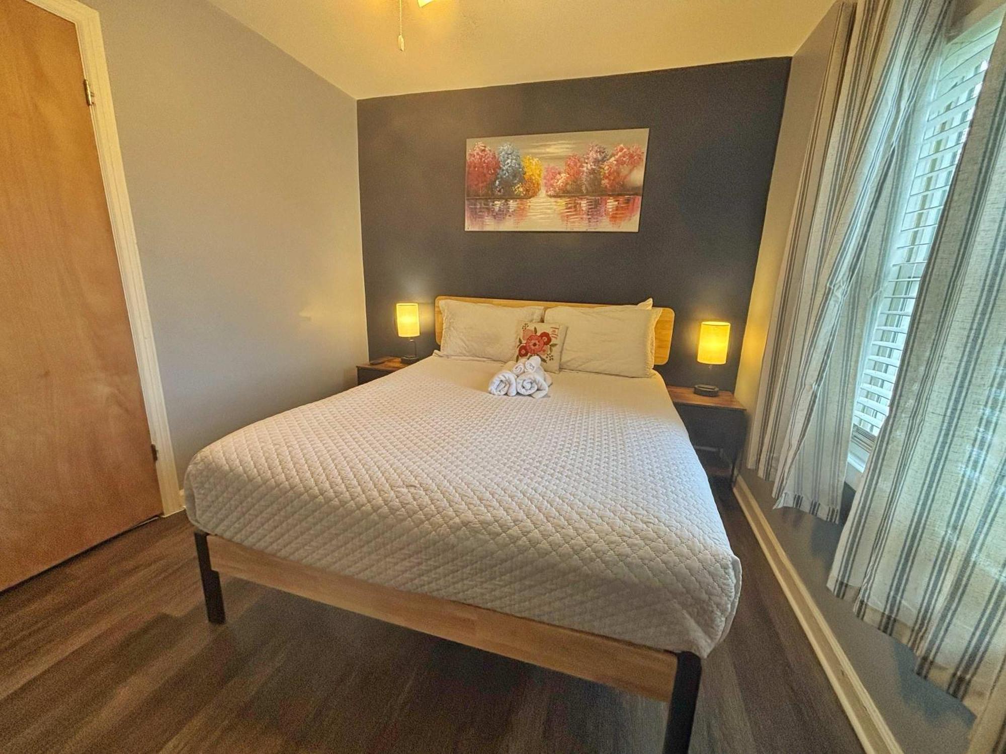Housepitality - The Sunset House Holiday home Columbus