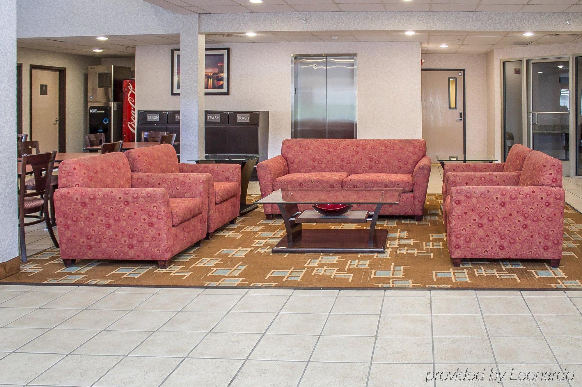 Comfort Hotel 3*