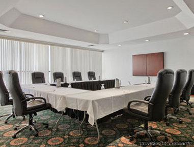 Ramada Plaza Columbus