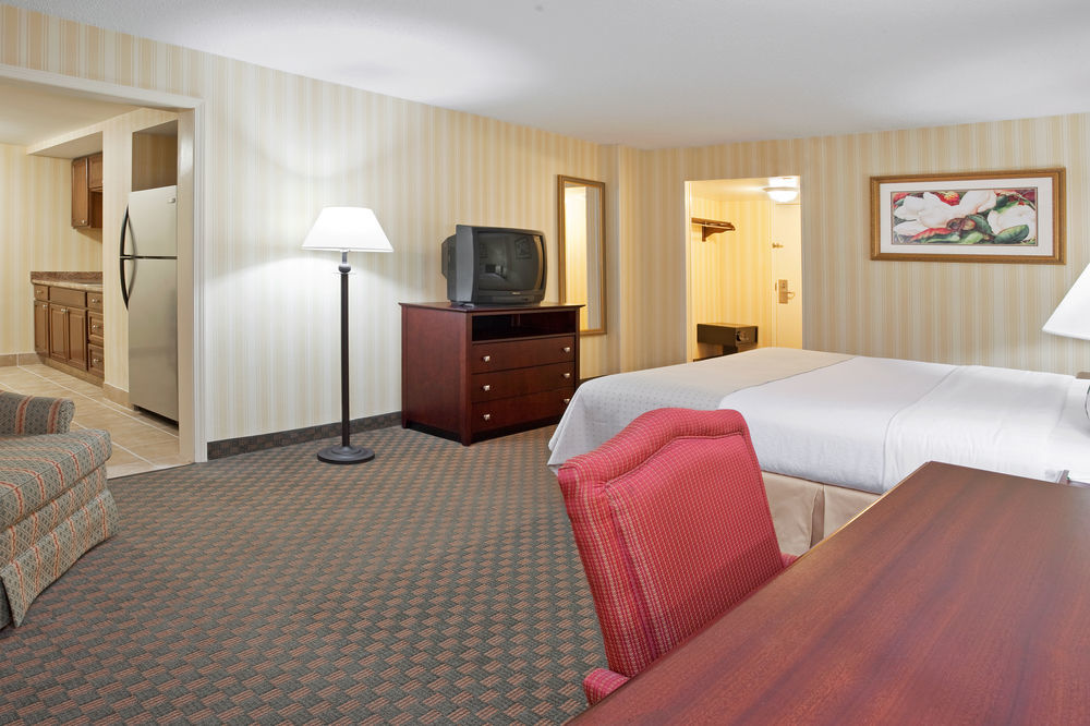 Dwtn-capitol Square By Ihg Hotel 3*