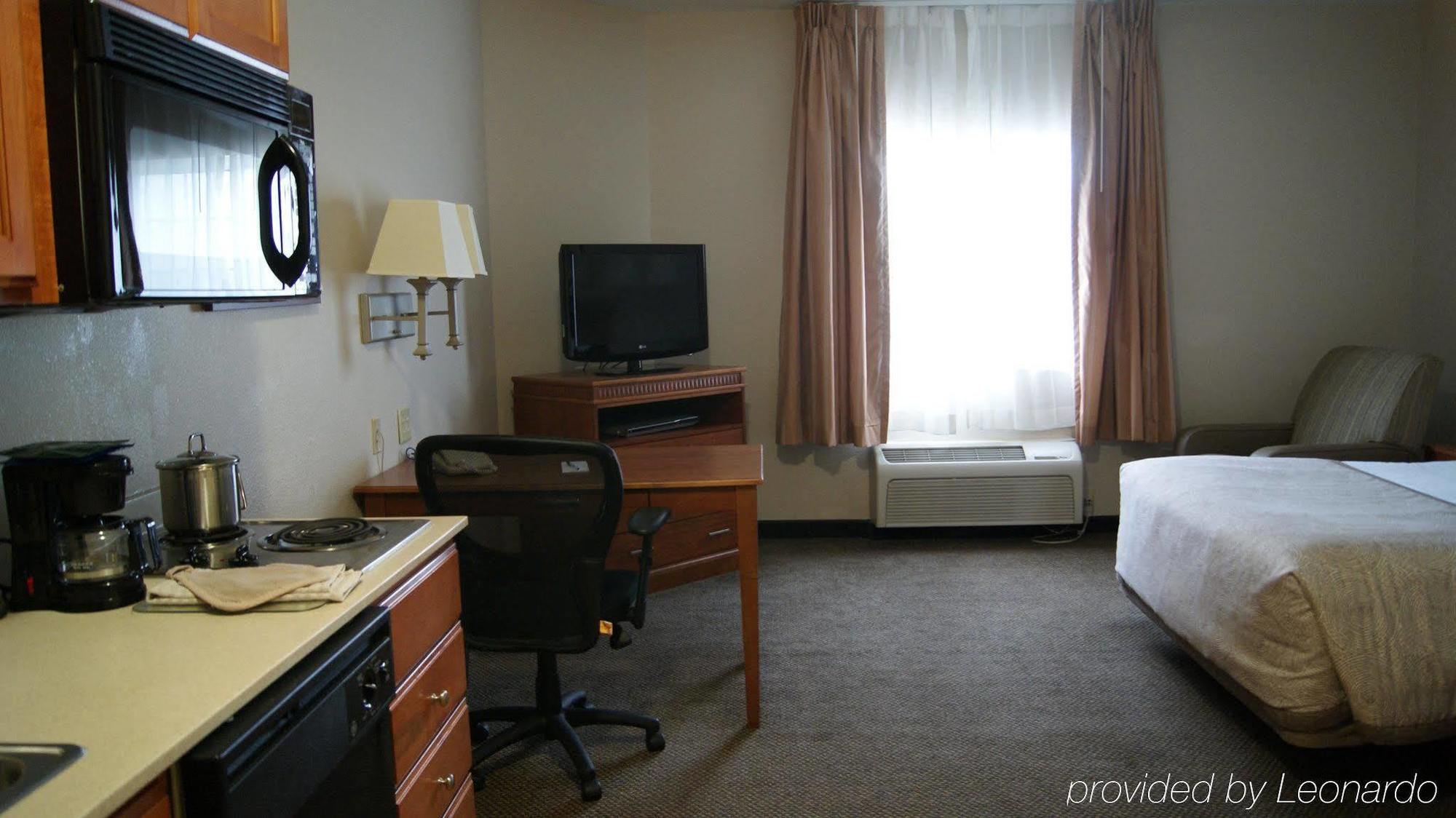 Candlewood Polaris By Ihg 2*