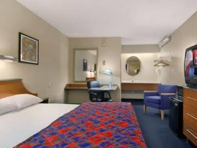 Hotel Red Roof Plus+ Columbus-ohio State Osu Columbus