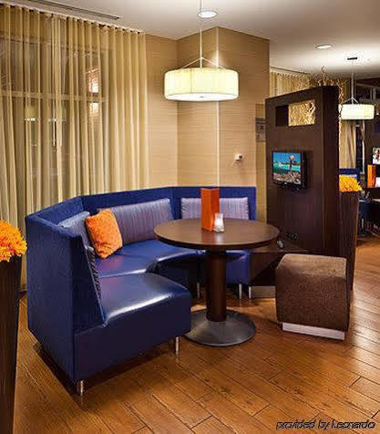 Hotel Courtyard Easton 3*