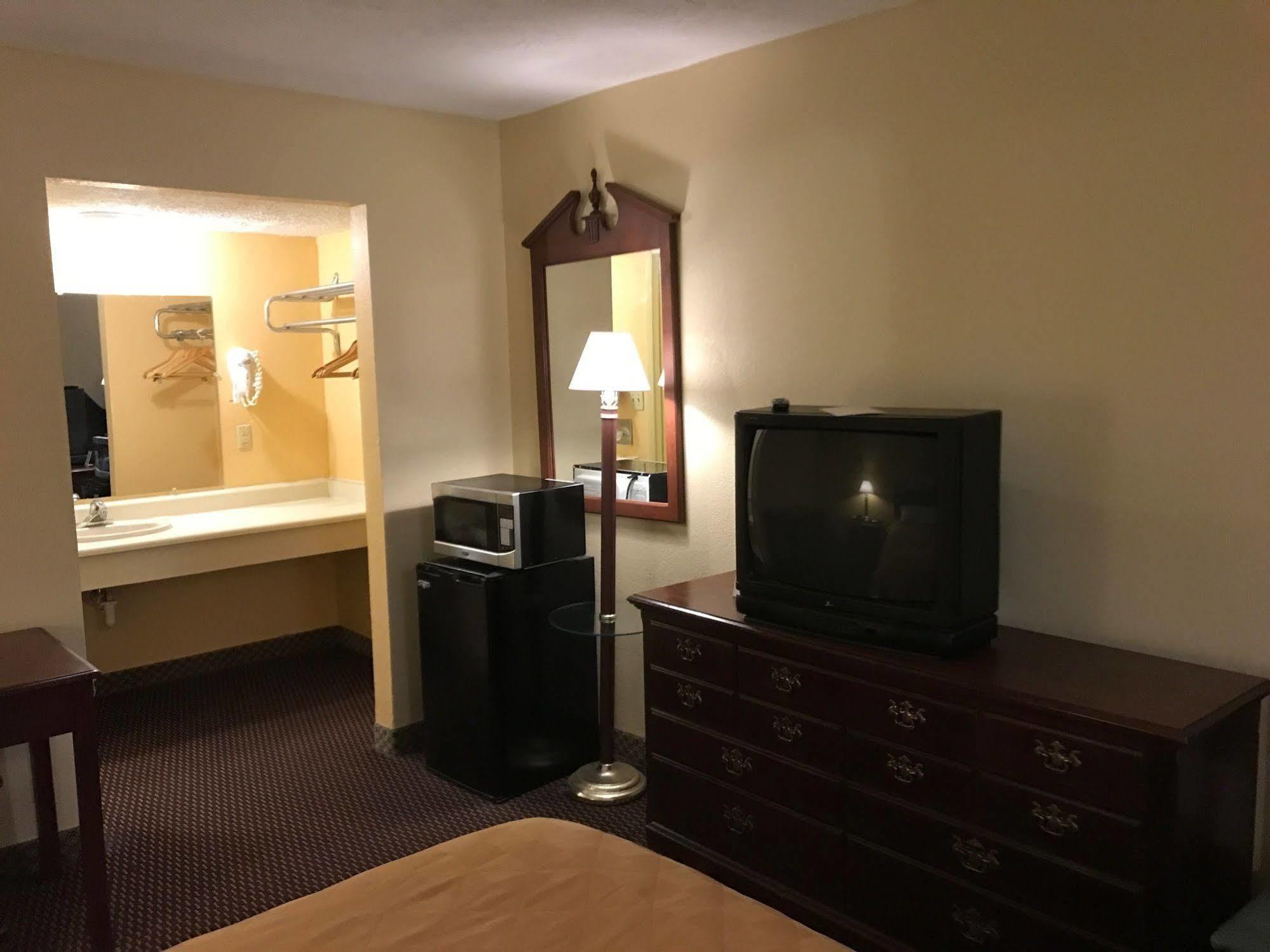 Motel Budget East