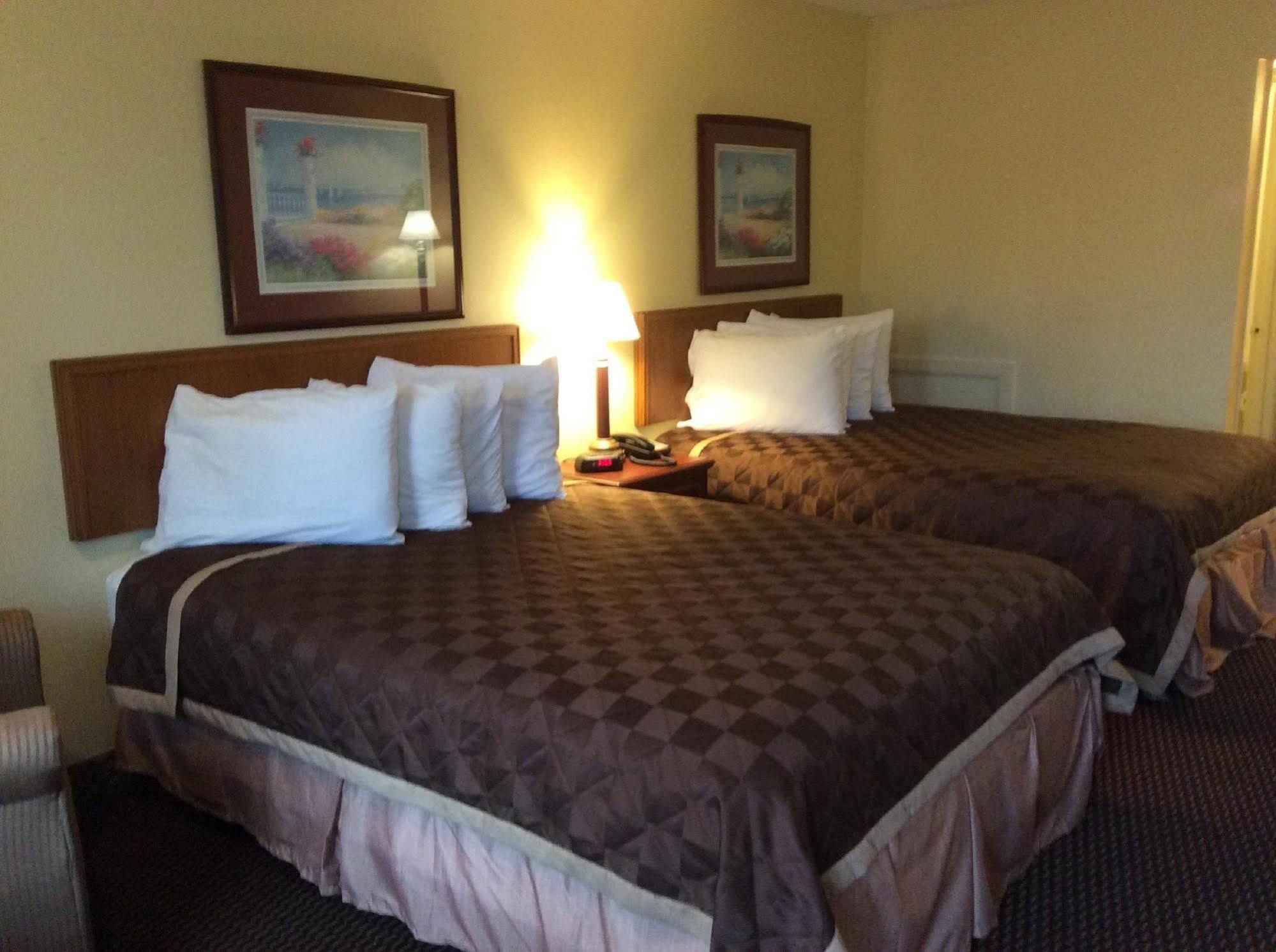 Budget East Motel
