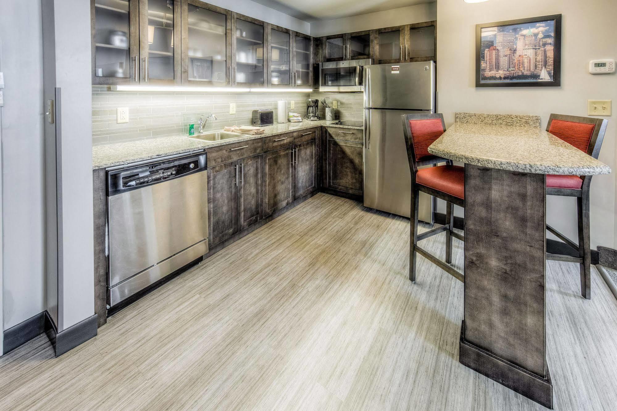 Staybridge Suites - University Area Osu By Ihg Hotel 3*
