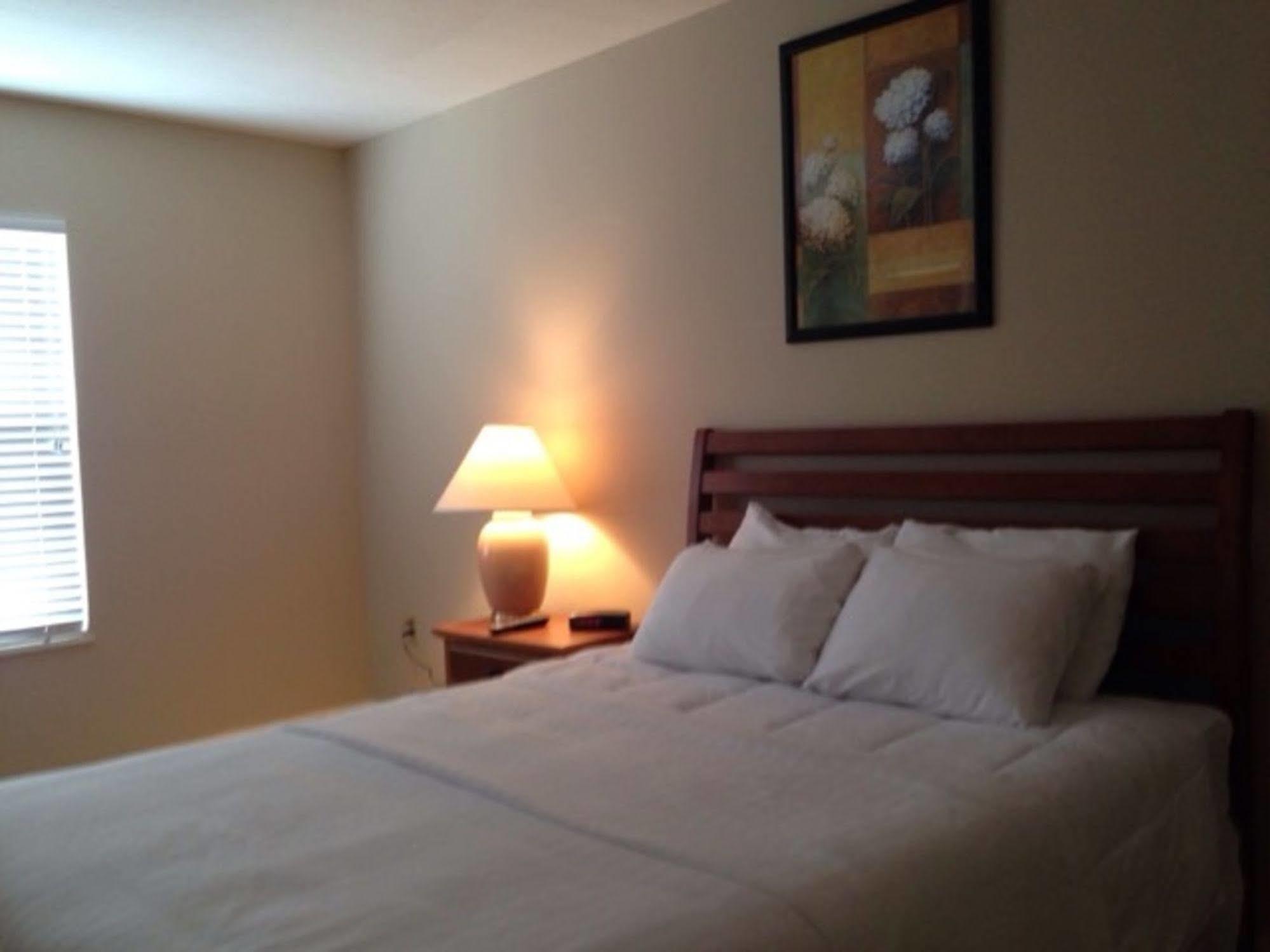 Bridgestreet At Pines At Tuttle Crossing Aparthotel 3*