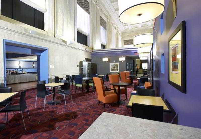 Hotel Downtown 3*