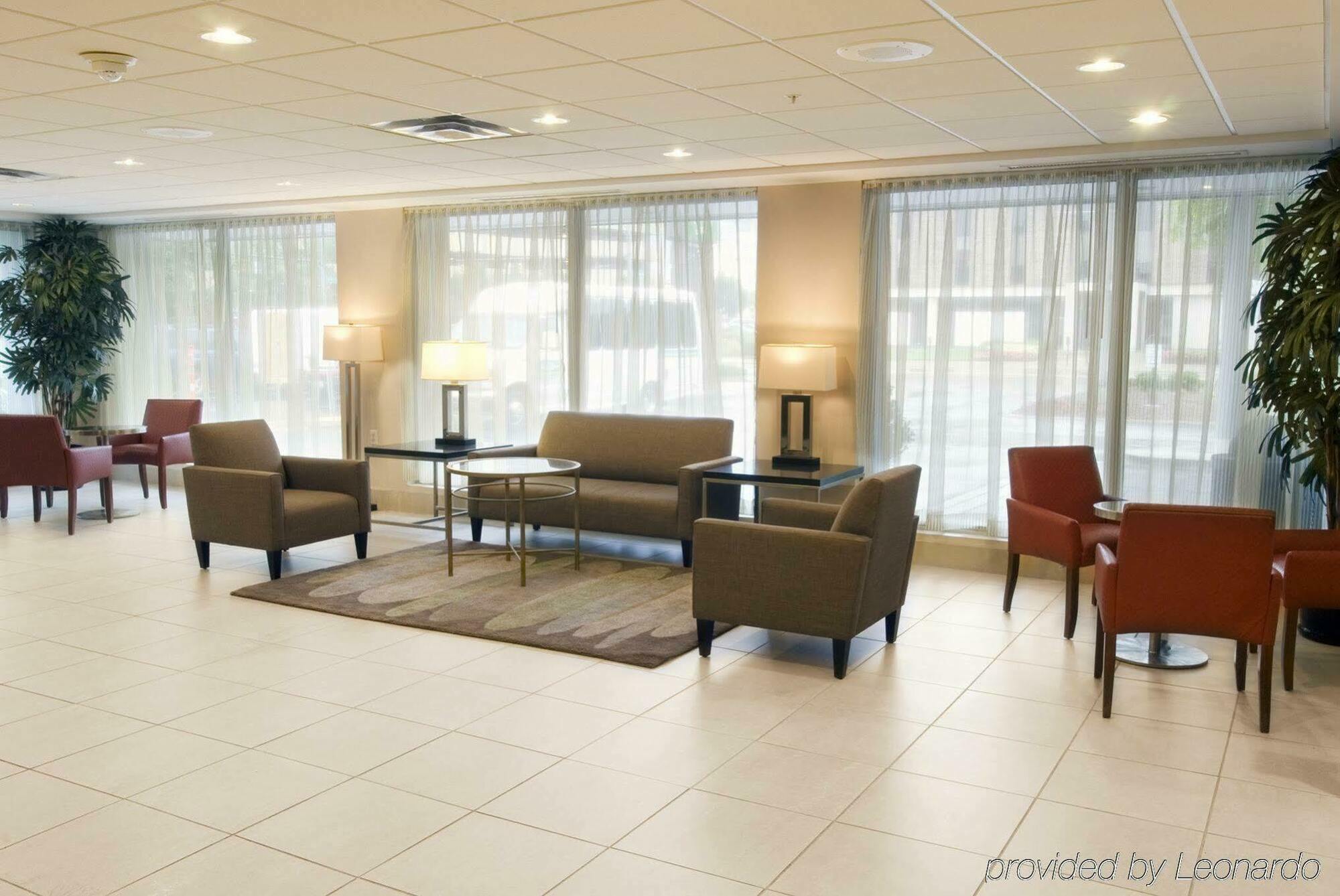 Hotel Dwtn-capitol Square By Ihg