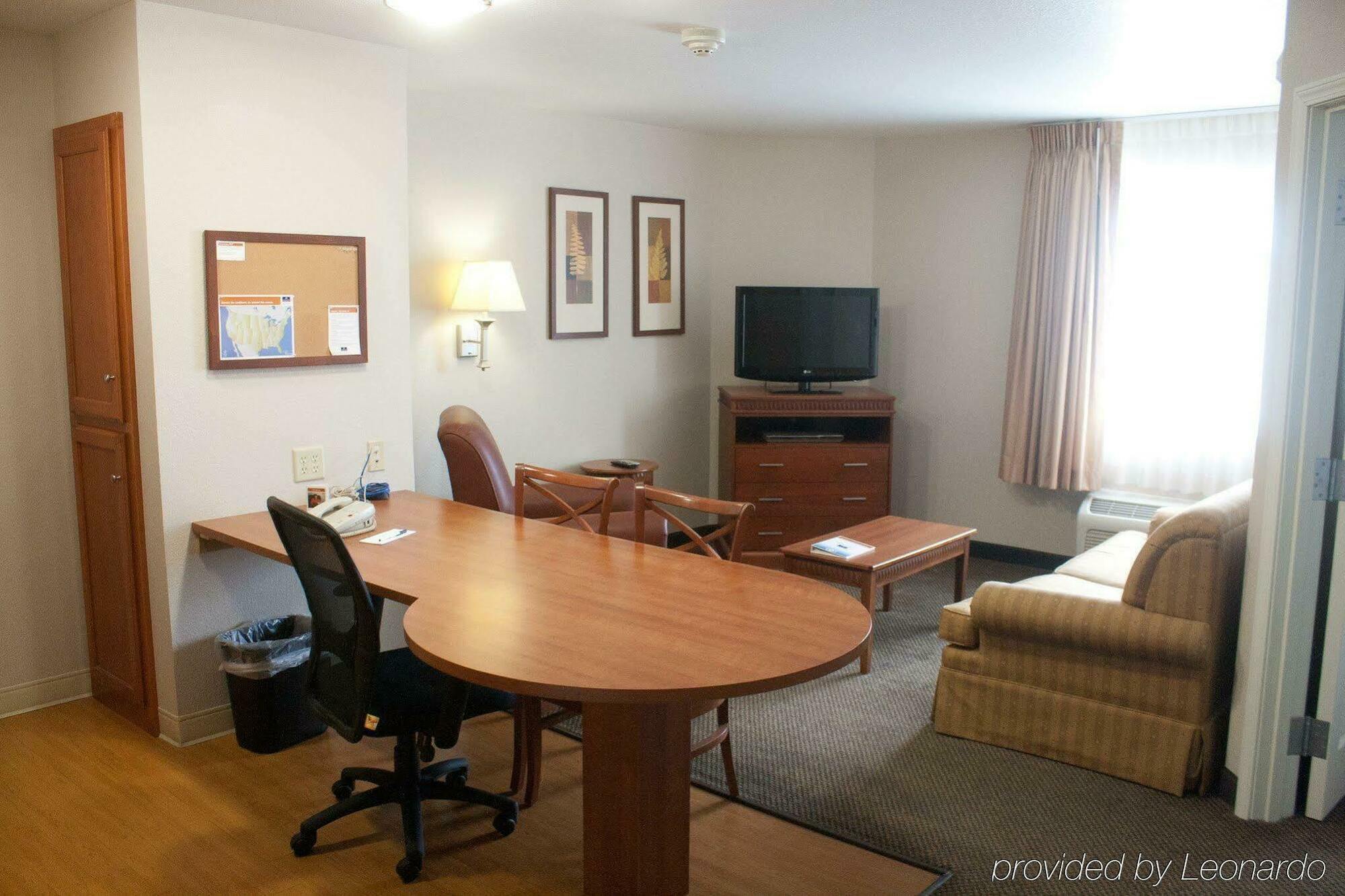 Candlewood Polaris By Ihg 2*
